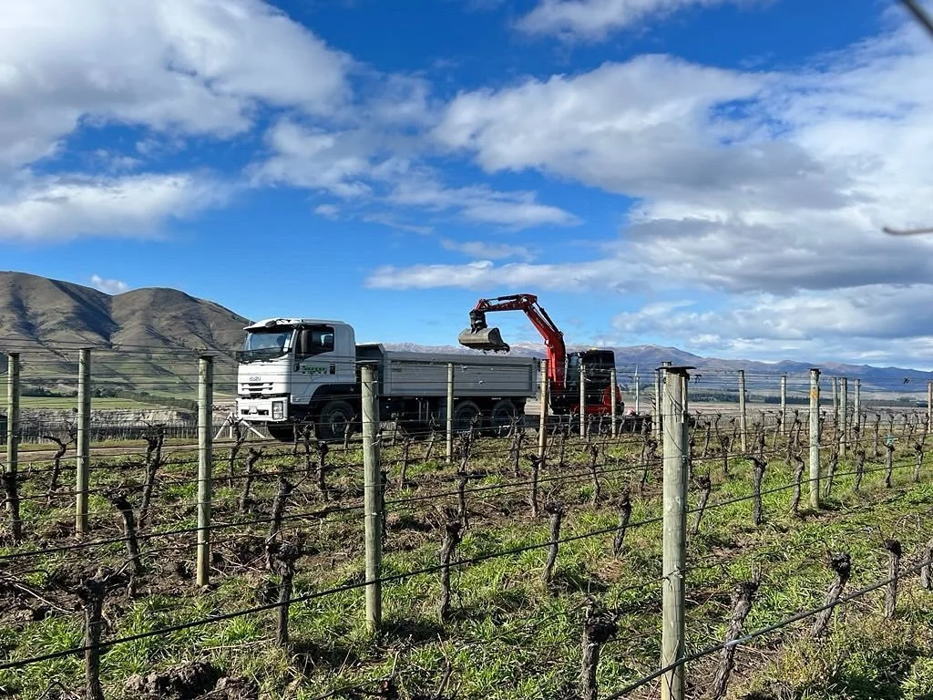 Keeping the roads maintained keeps the winemakers happy. Photo credit to @petersoswald #driveway #gravelroads #excavation #earthmoving #kobuta