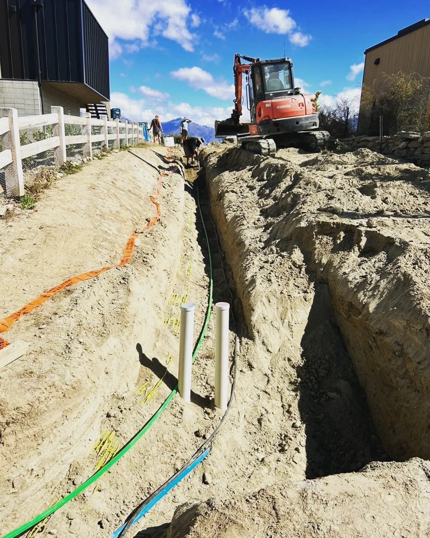 Trenches dug for Hardy plumbing! #trenchingforplumbers #kubota #earthworks #earthmoving #plumbing