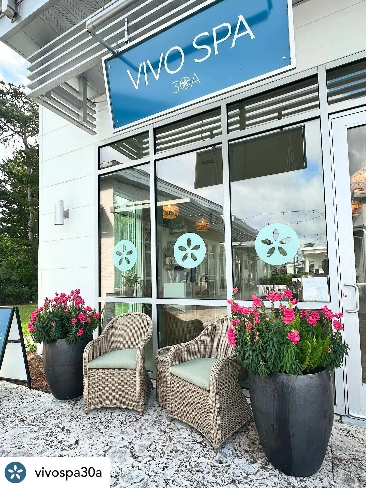 Posted @withregram &bull; @vivospa30a Happy 1st Birthday, Baby Vivo! 
One year has flown by, and what a beautiful journey it has been. This first year has been filled with dedication, hard work, and the incredible talents of those who bring our visio