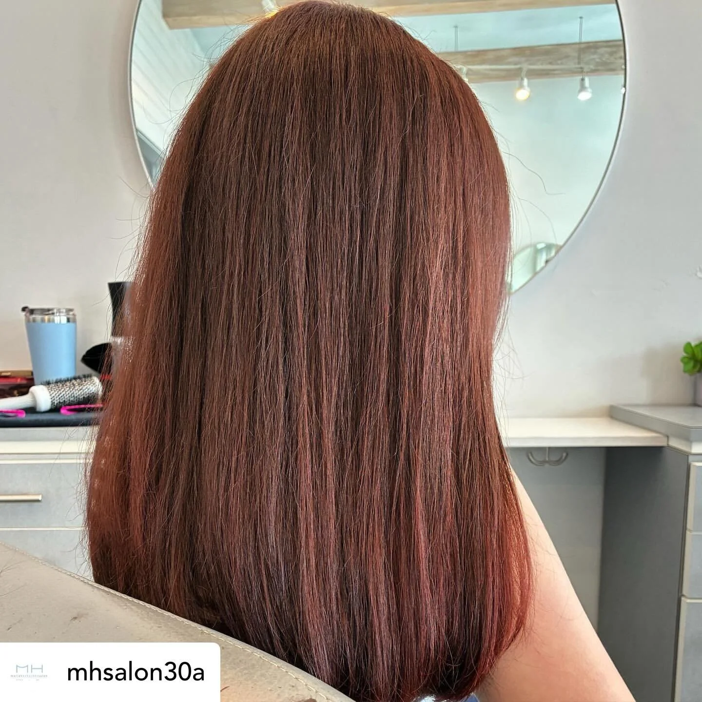 Get @reshare_app &bull; @mhsalon30a Softly vibrant and shinny&hellip;currently obsessed! This red/brown is giving main character energy. Come let Yullia work her magic on you.
@yulia_colorhair_ 
@framesiofficial @framesipro 

#MHSalon30a #hairbyYuill