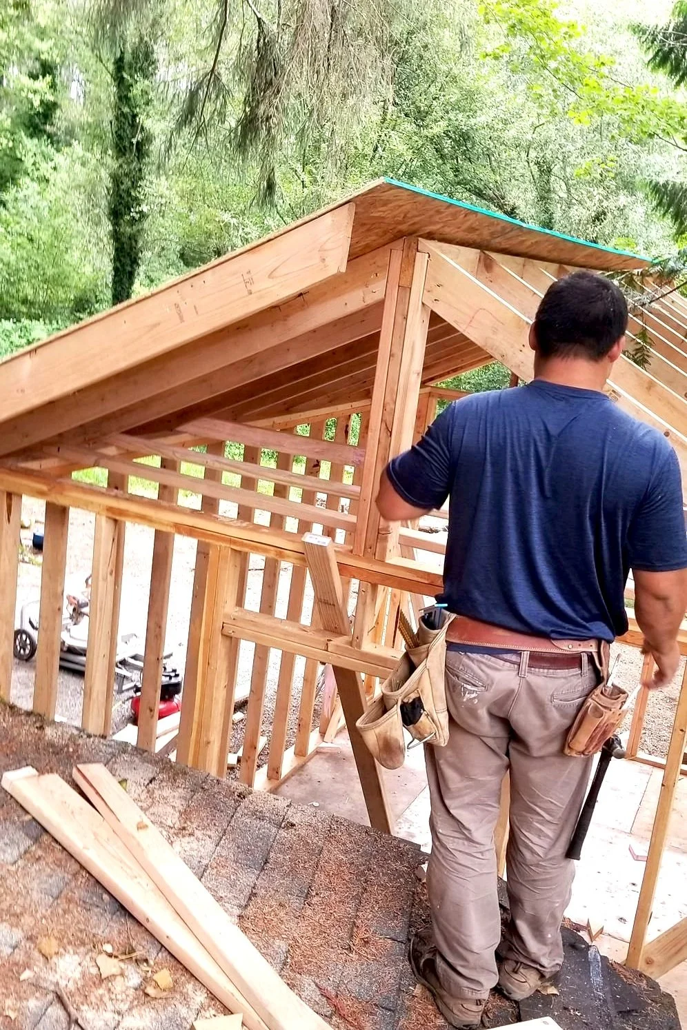 Oranssi project: roof expansion