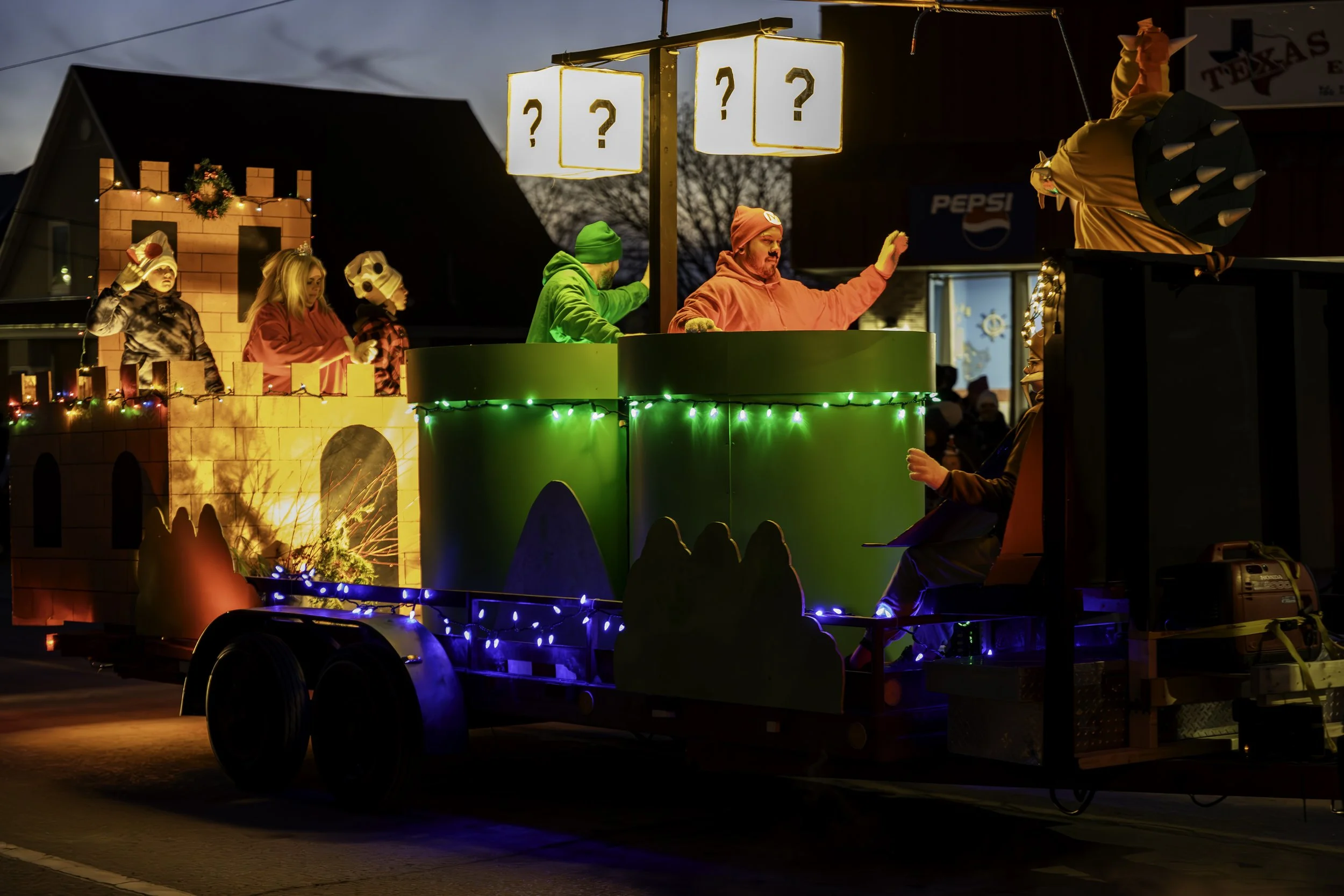 Parade_Float_7.jpg