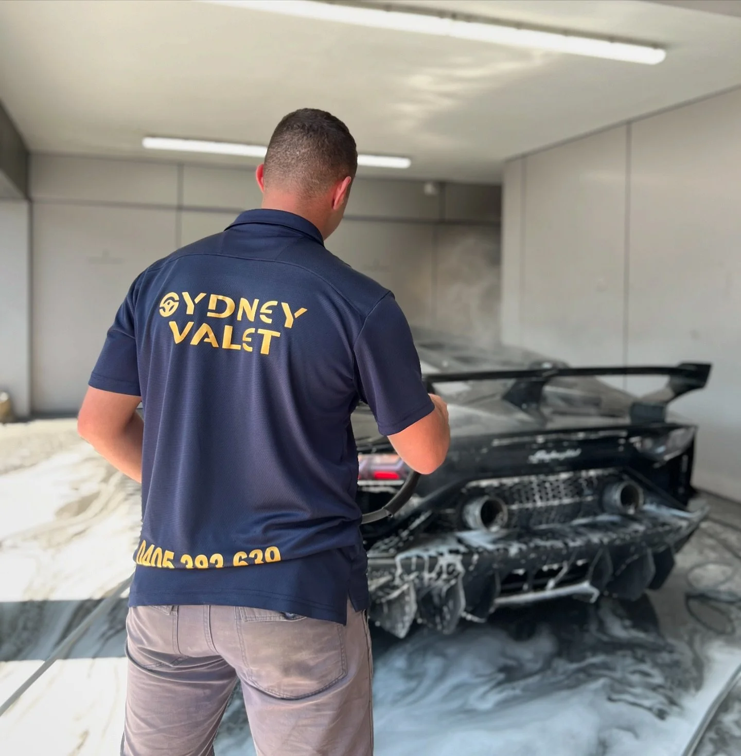 Behind the shine: every detail, every valet, handled with care. 🧼✨

#cardetailing #sydneyvalet #sydneycars #cars #carlovers #lamborghini #lambo #car