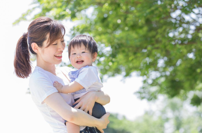訪問看護の仕事は子育てと両立できる?子育て中の訪問看護師の働き方を解説