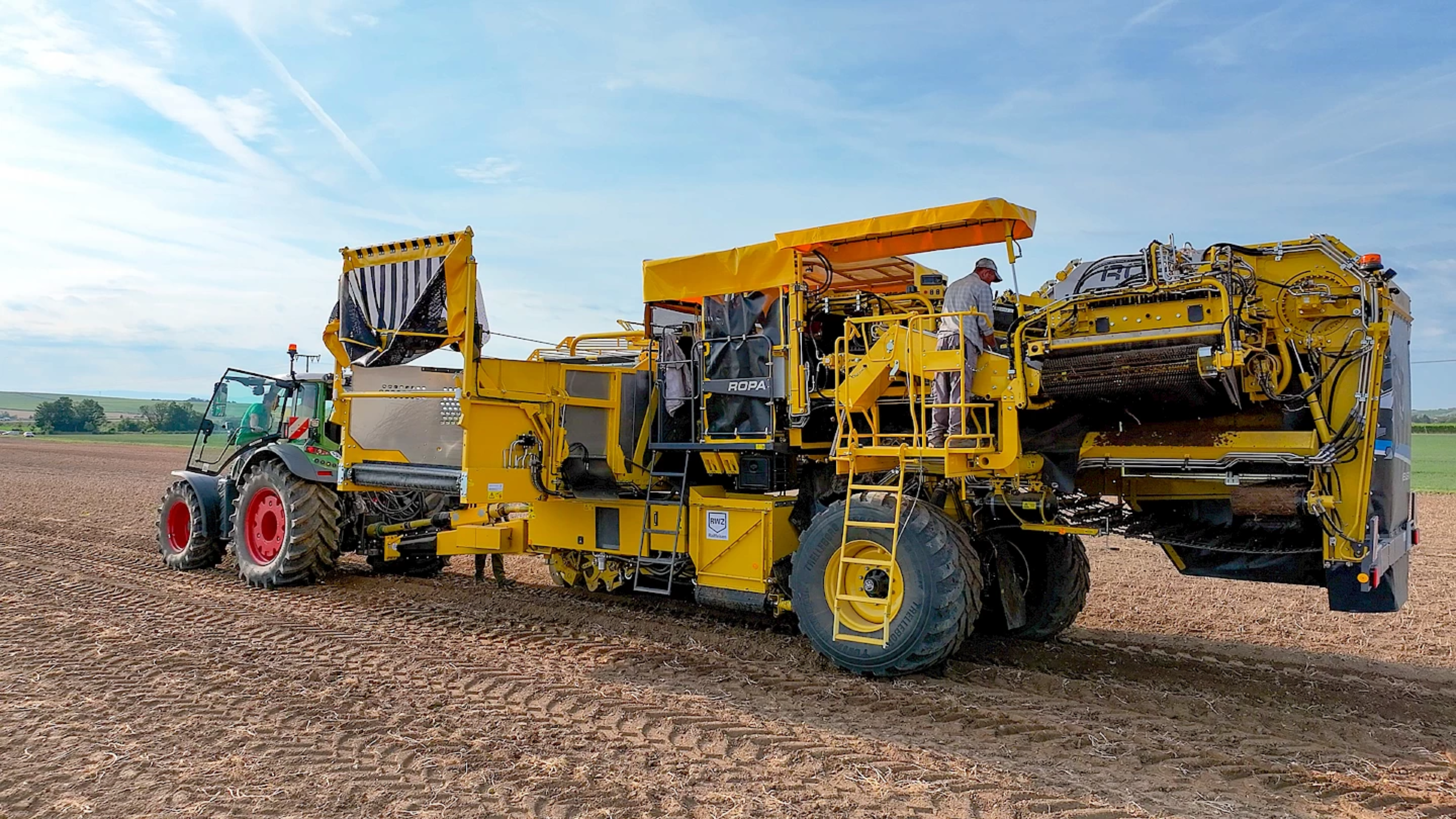 Ropa RK22_Slider.png