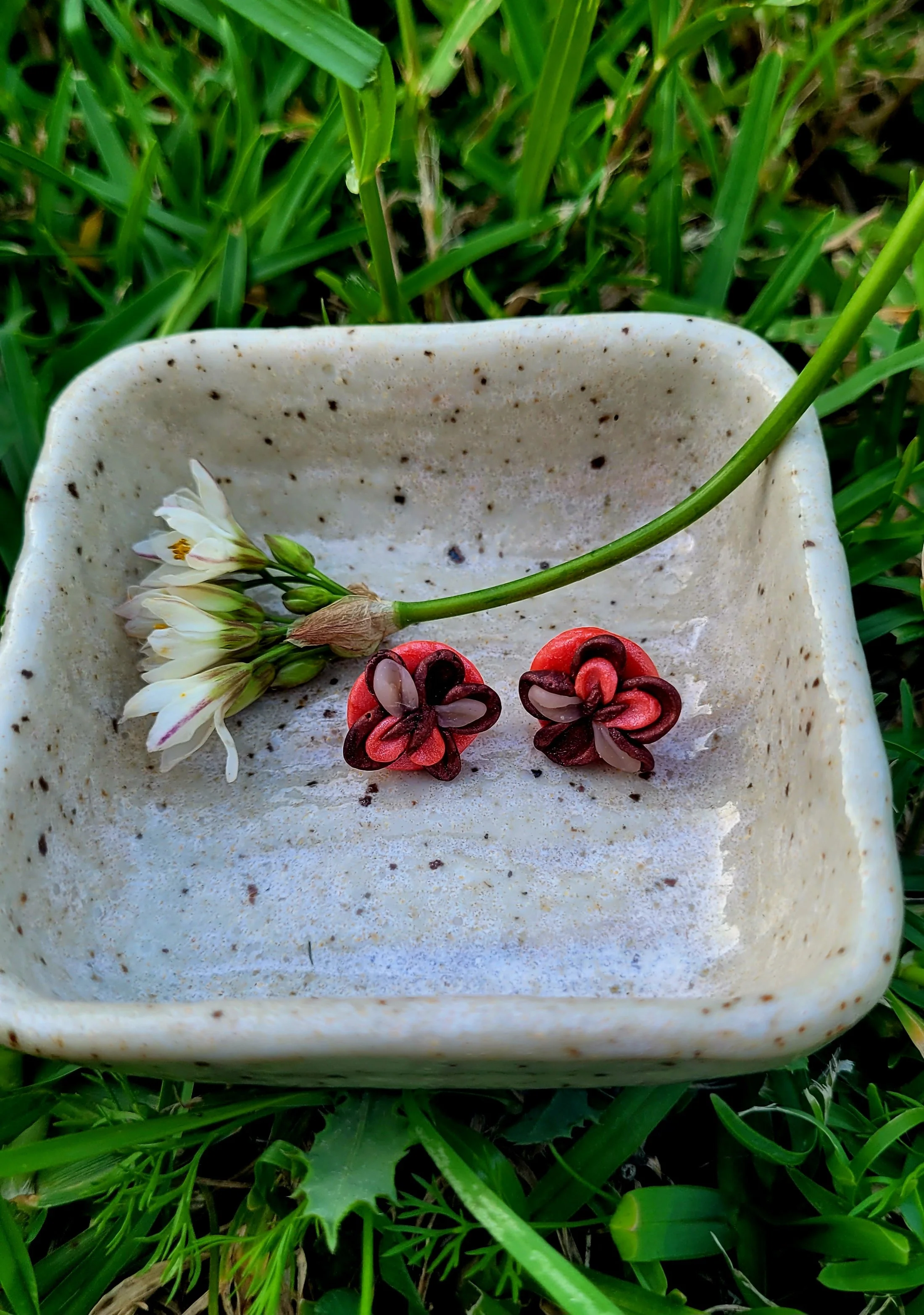 Hawaiian Flower Stud Earrings