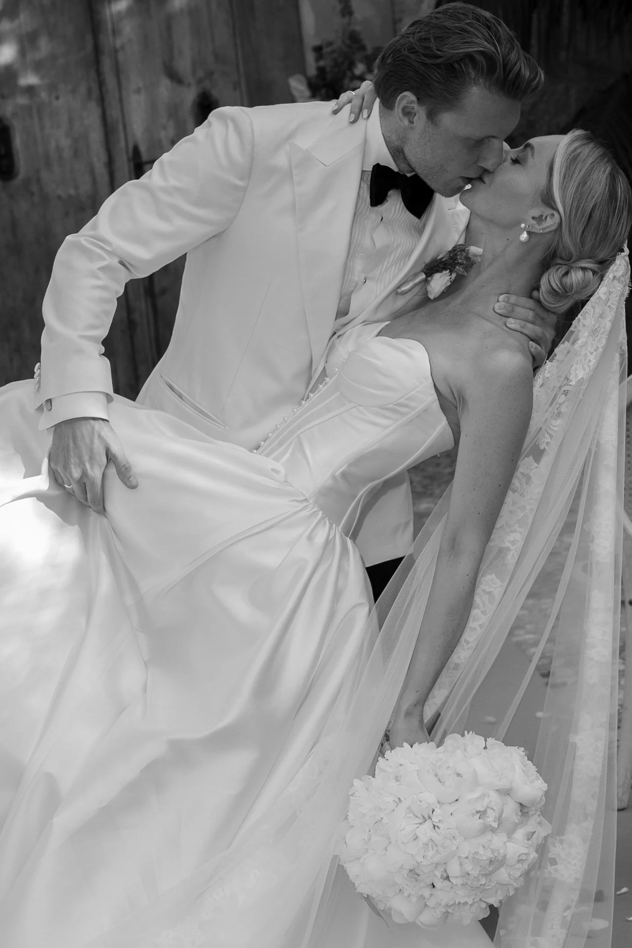 Mallorca wedding photographer capturing first kiss at Son Togores