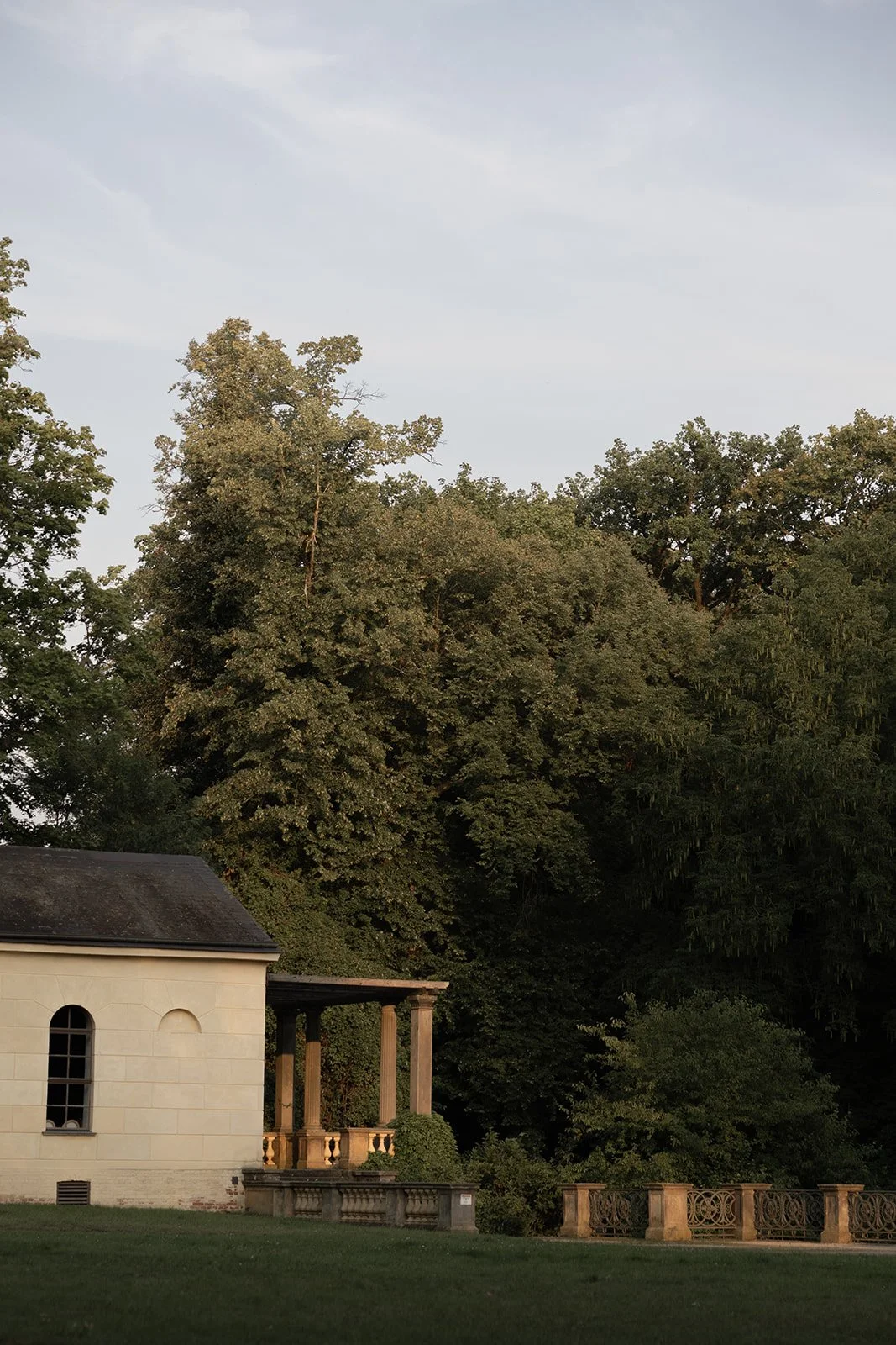 Fábio&Jules-castle-gardens-mediterranean-wedding-brandenburg