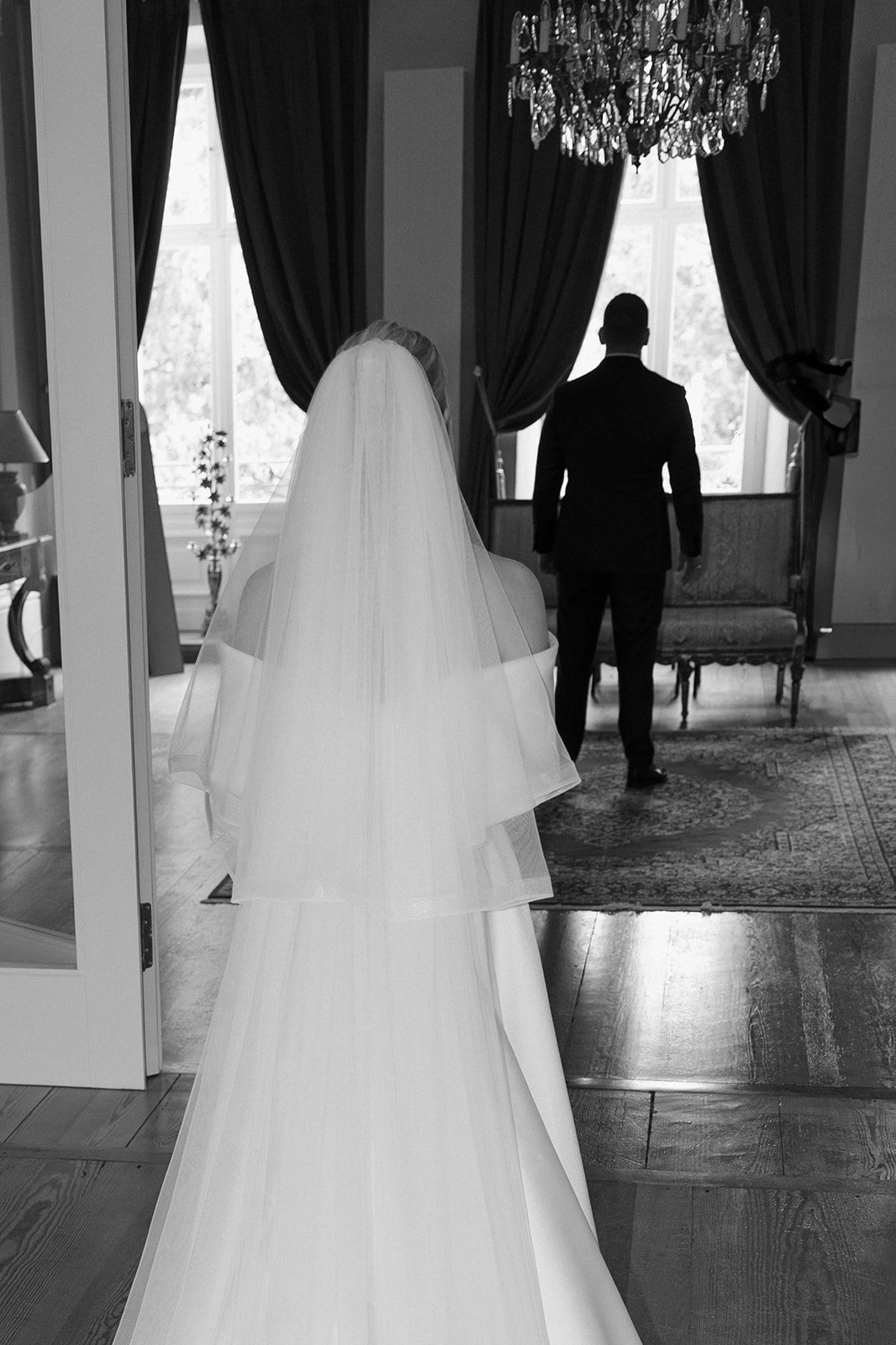 Fábio&Jules-bride-and-groom-first-look