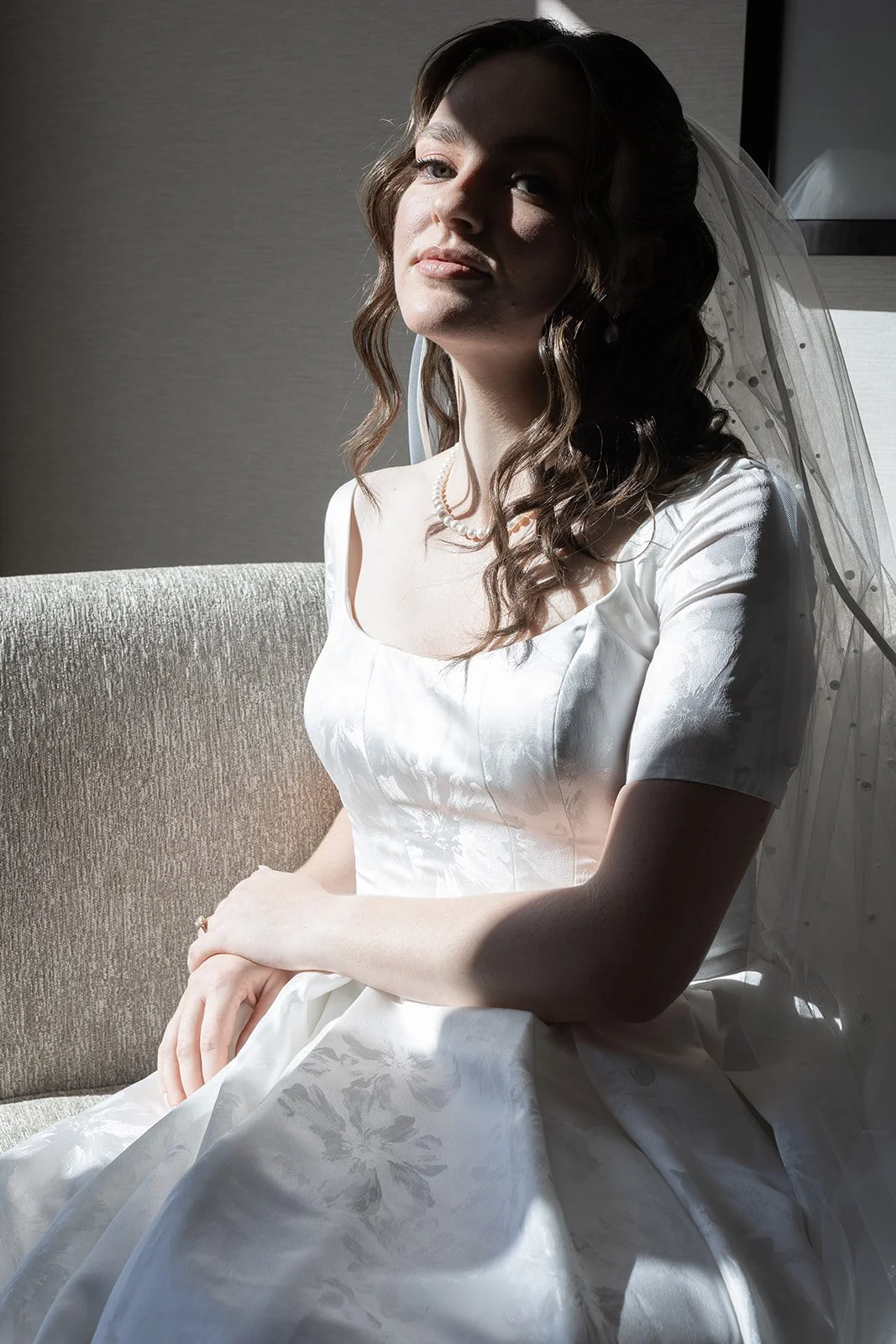 Fábio&amp;Jules-editorial-bridal-picture-light-and-shadow