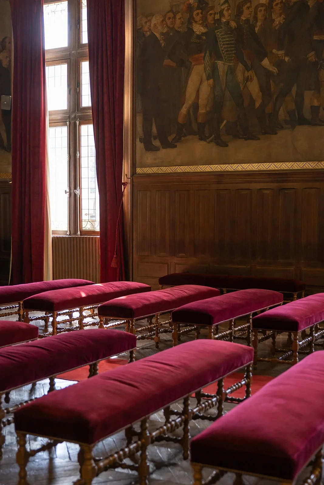 Fábio&amp;Jules-glowing-light-mairie-20th