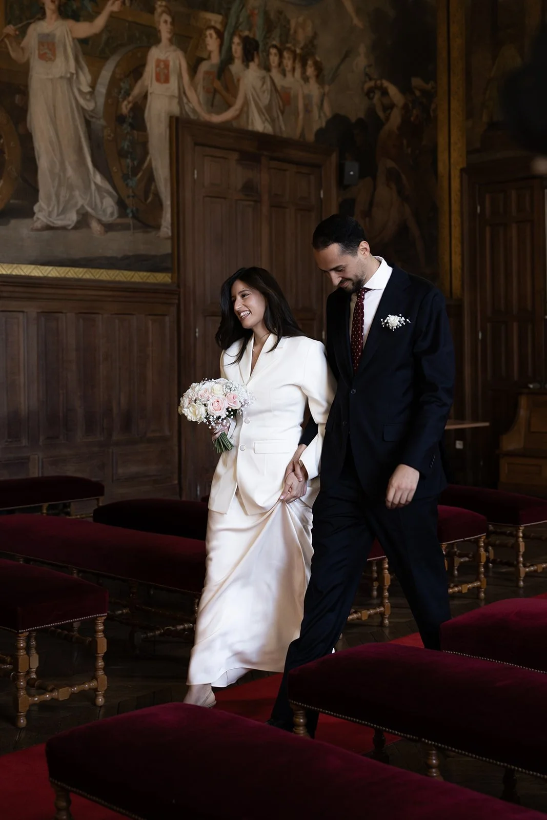 Fábio&amp;Jules-bride-and-groom-at-mairie-20th-Paris