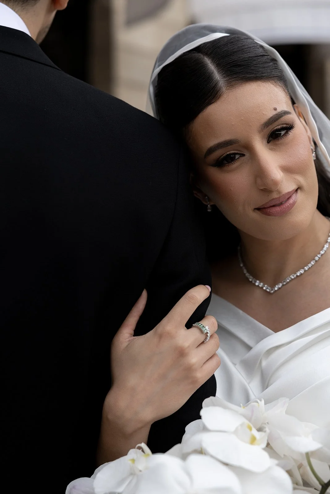 Fábio&amp;Jules-bridal-close-up-ritz-paris
