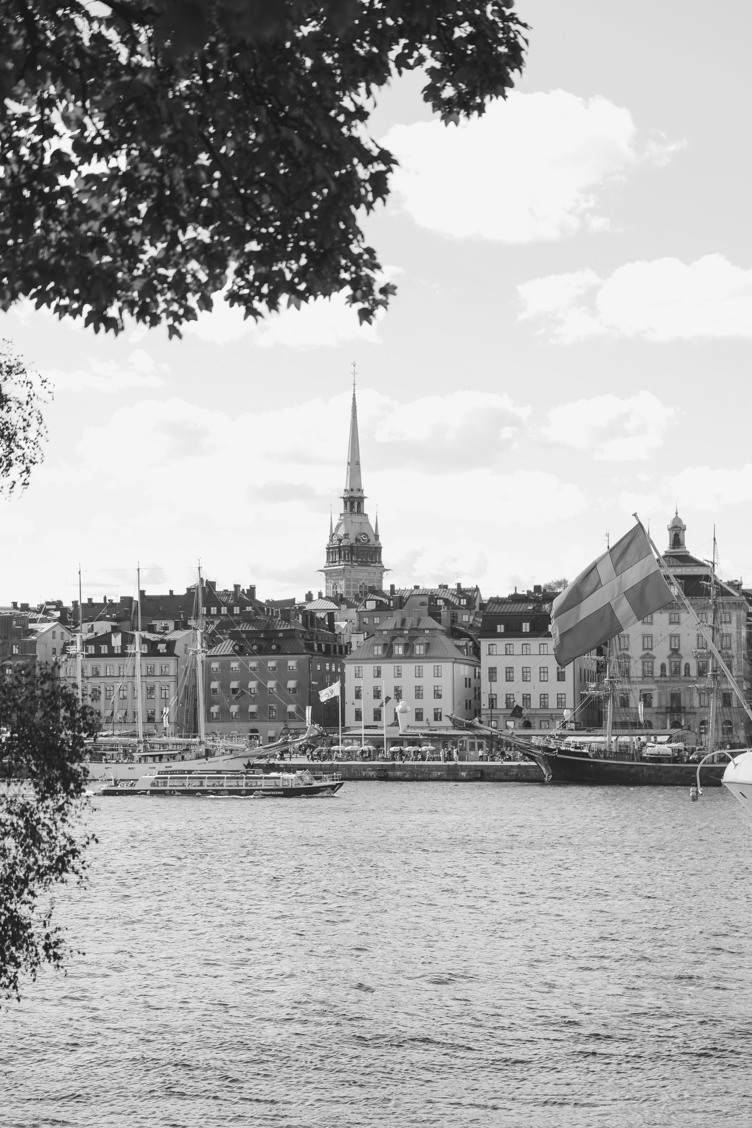 Fabio&amp;Jules-stockholm-waterfront-view