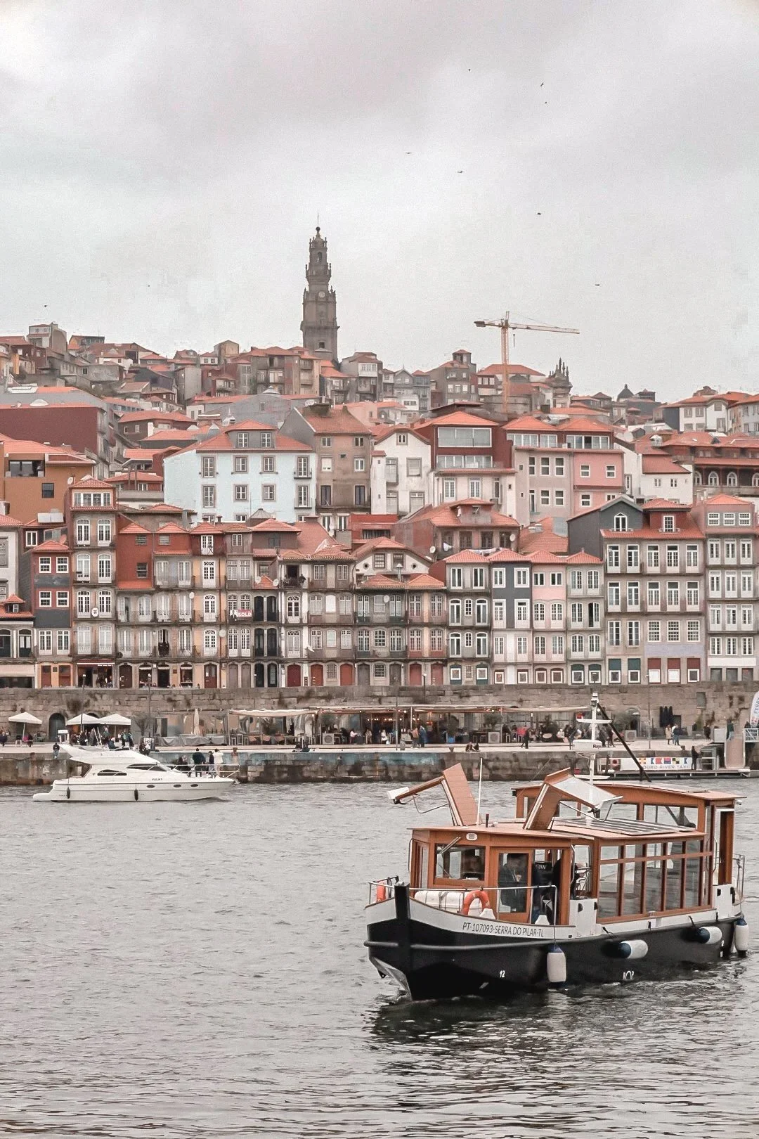 Fabio&amp;Jules-waterfront-porto.jpg