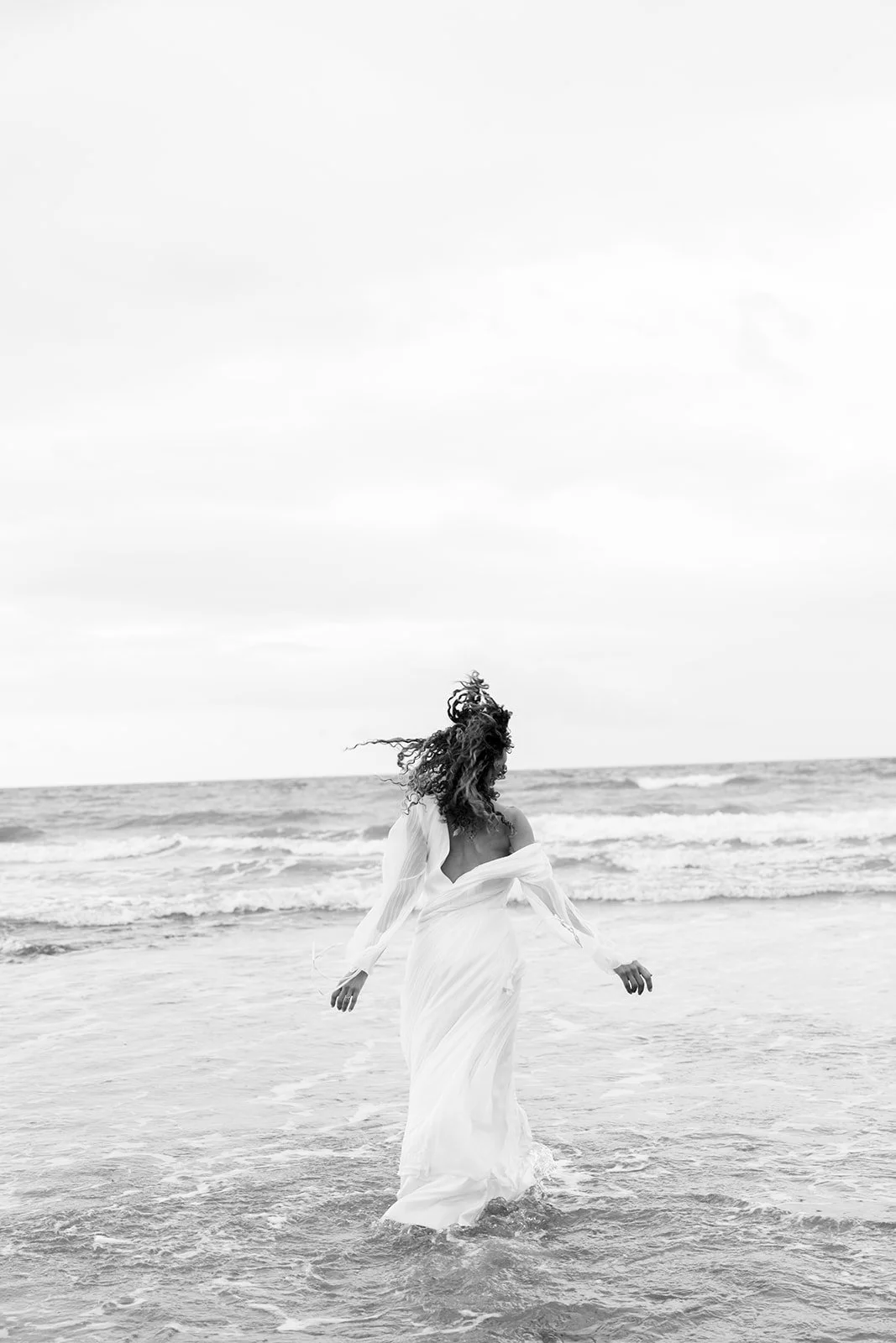 Natural photography style for camera-shy couples