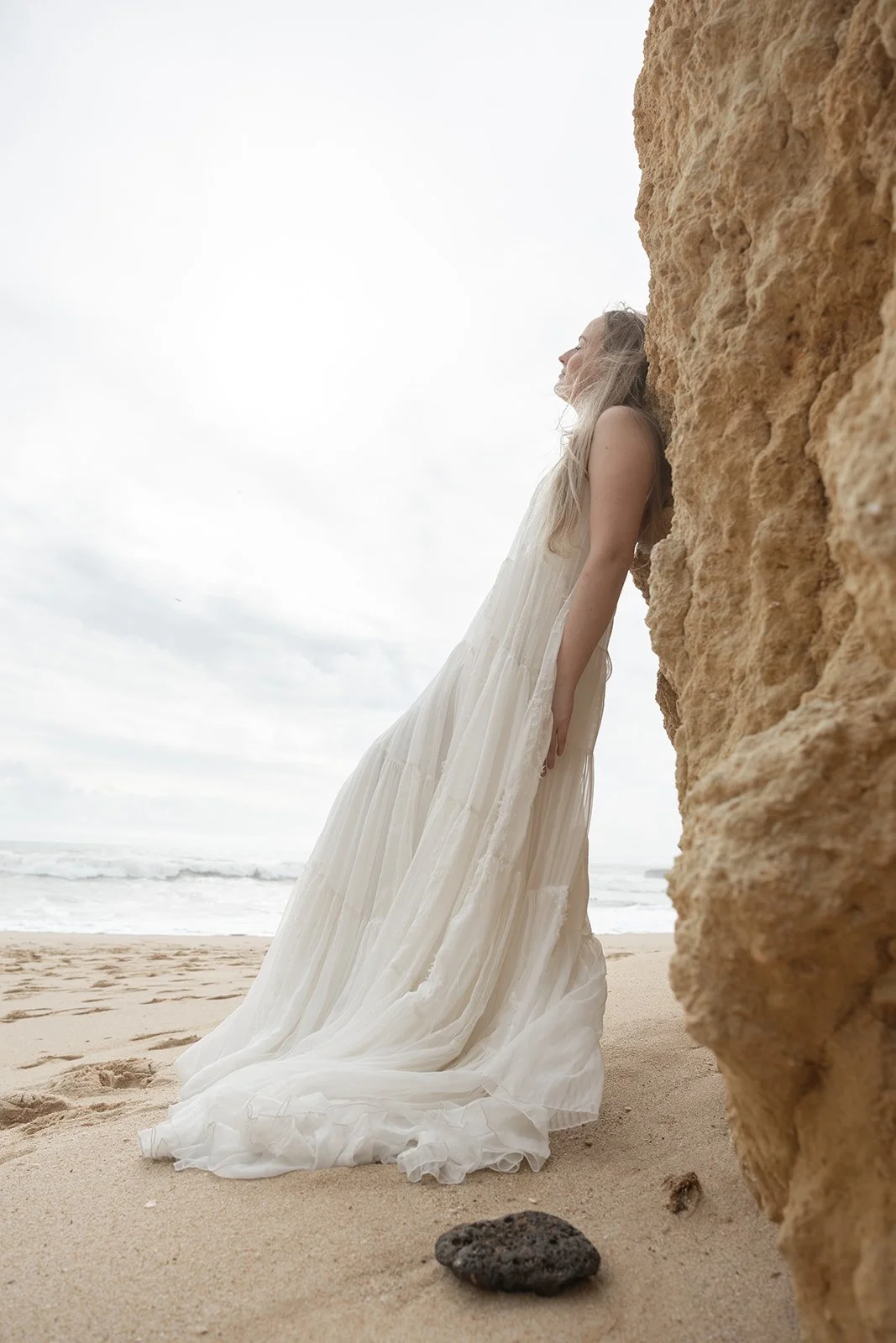 Fábio&amp;Jules-wedding-photo-video-team-bride-portugal-algarve-cliffs.jpg
