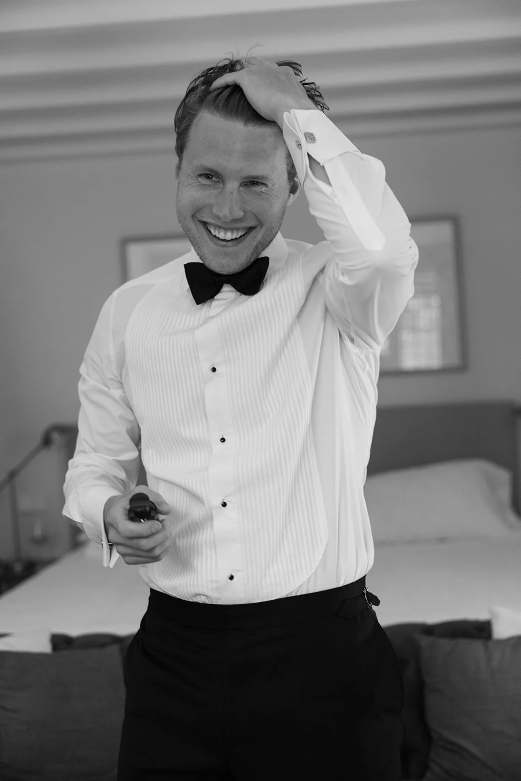 Fábio&amp;Jules_wedding-editorial-photos-mallorca-groom-portrait.jpg
