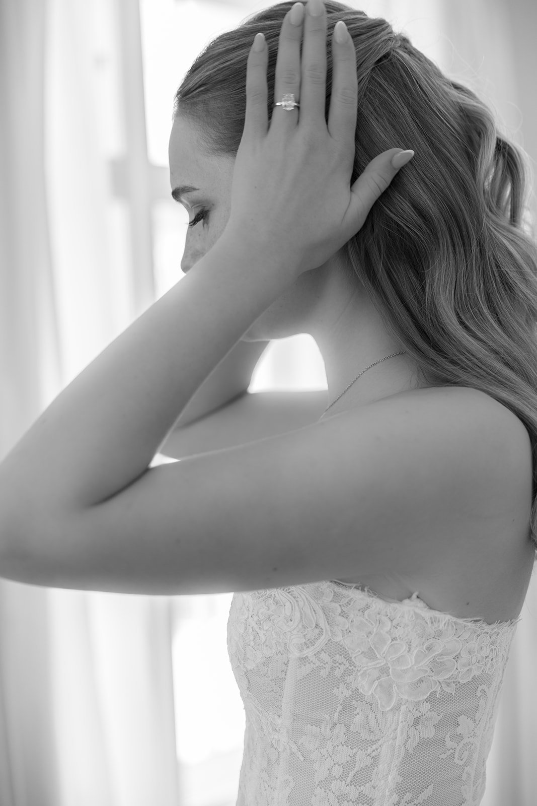 Fábio&amp;Jules_bride-checking-hair-luxury-castle-wedding.jpg