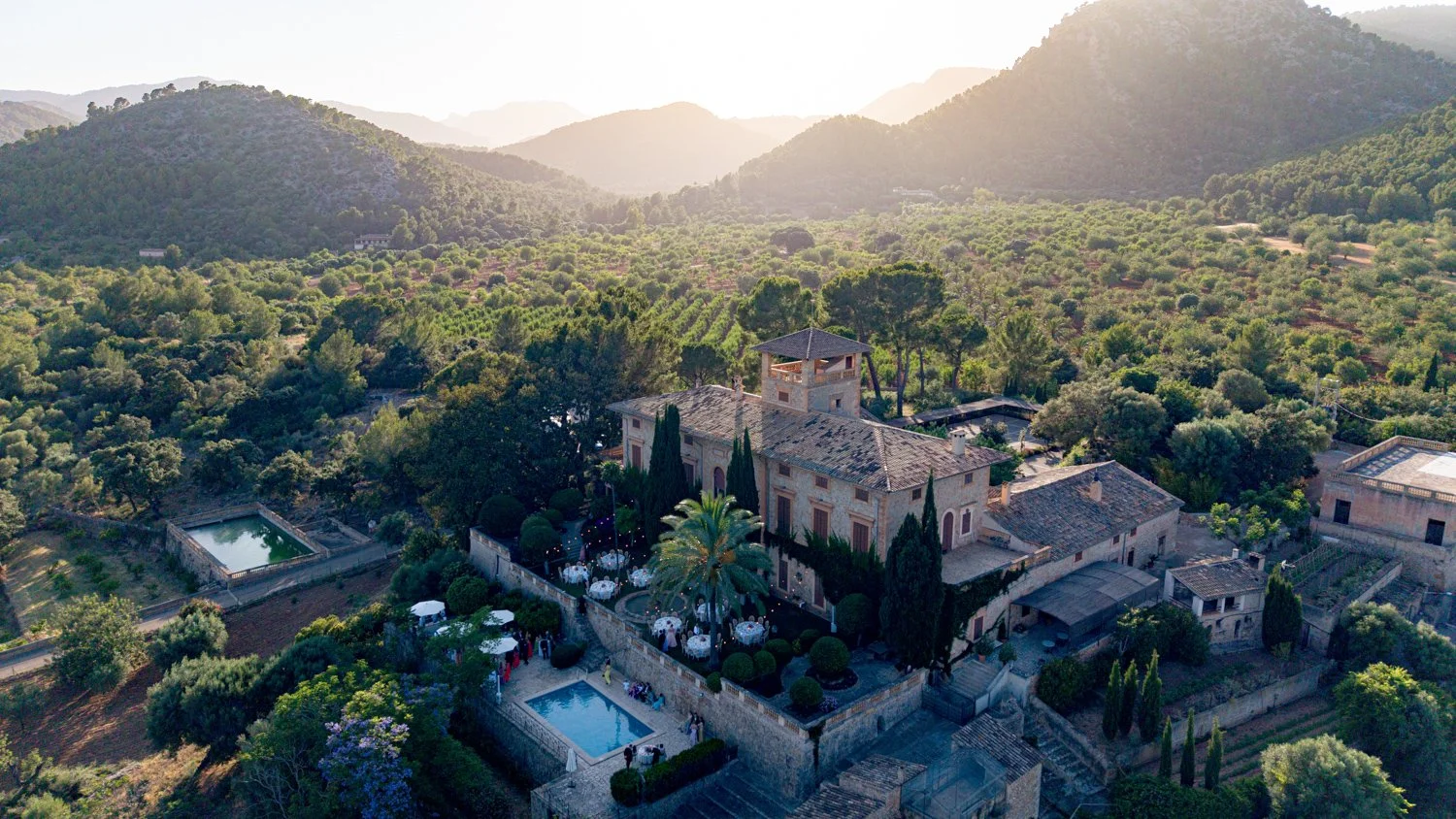 Destination wedding photographer Mallorca team