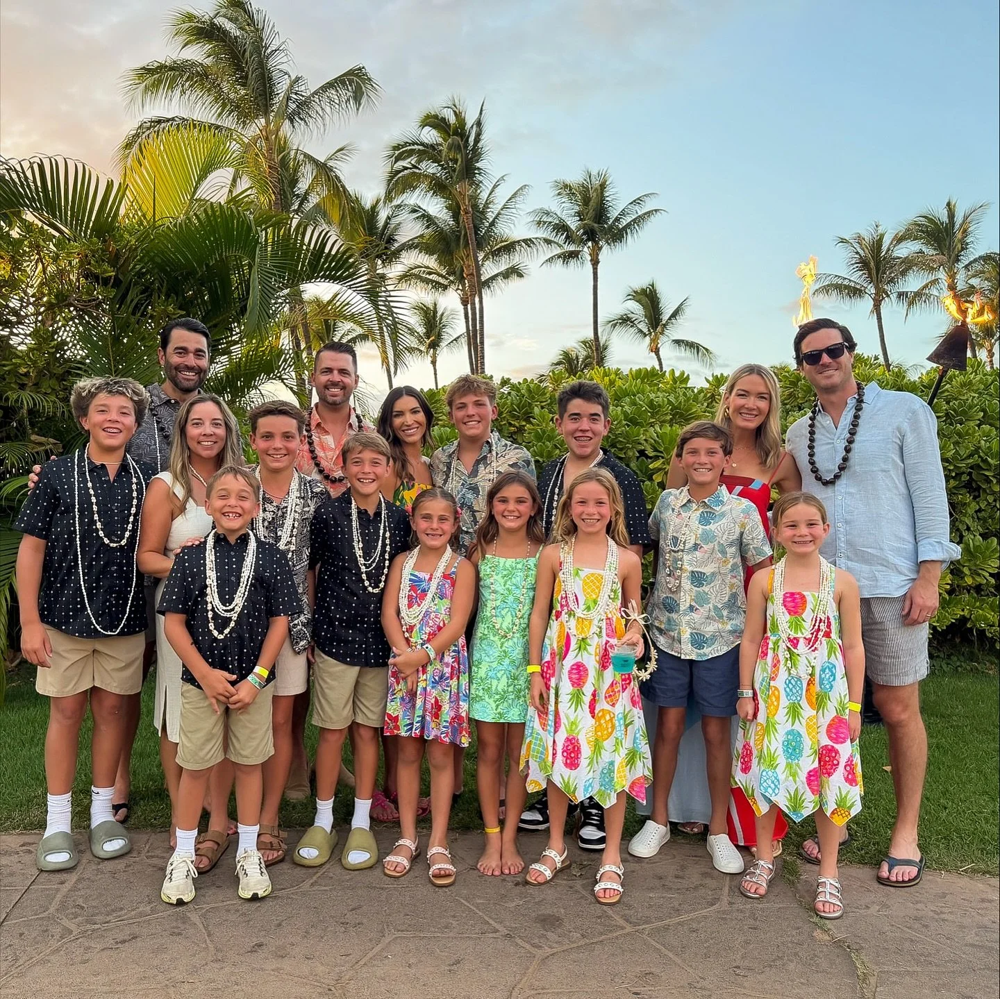 Good times & tan lines 🤙🏽 So many amazing memories and moments spent with sweet, sweet friends in Maui. Fall Break ‘25 was one for the books 🌺
Save this post for trip details: 
Stayed:
@grandwailea Ho’Olei villas (3 bedroom villa