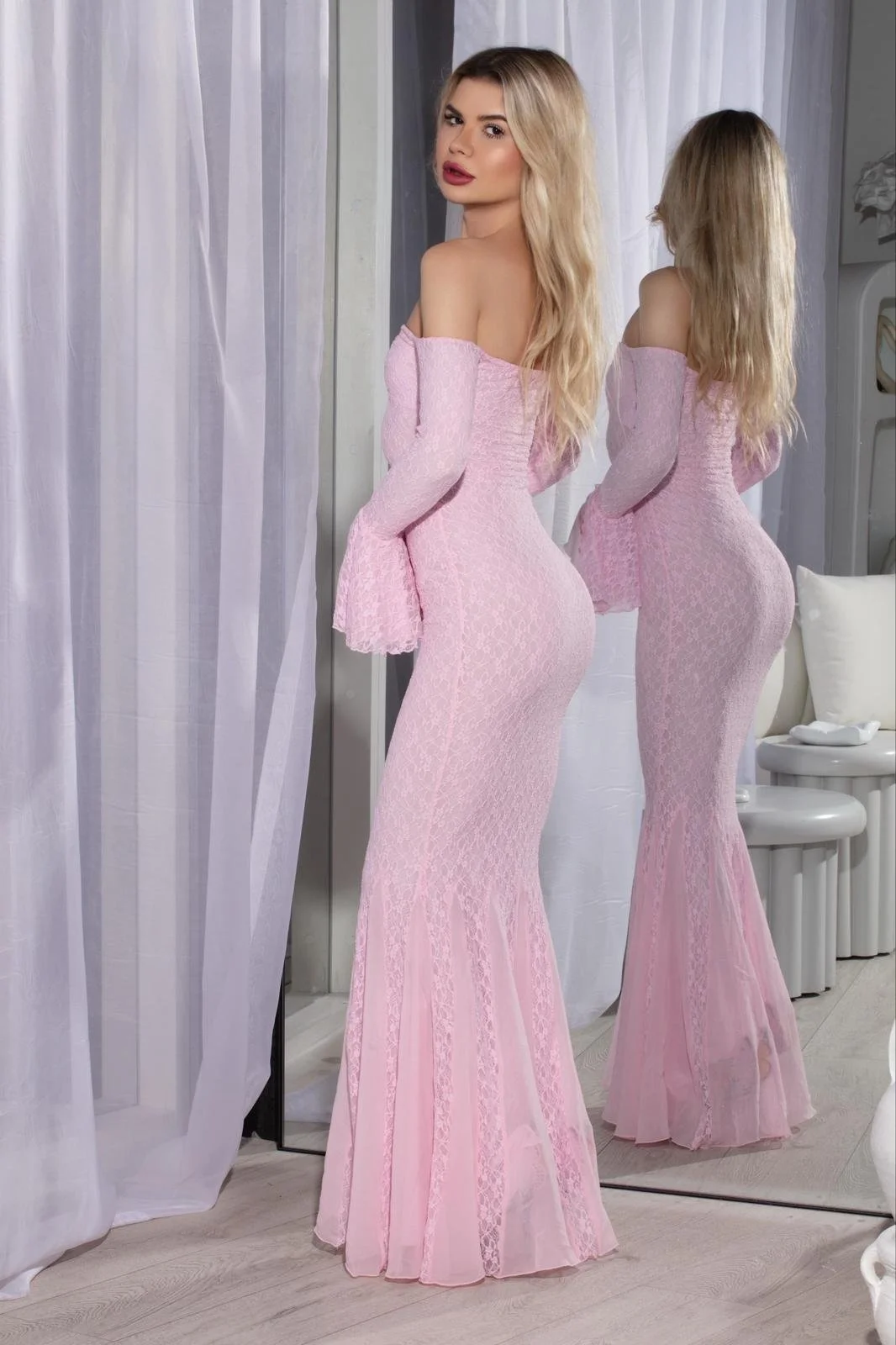 Viviene London Escort 7.jpg