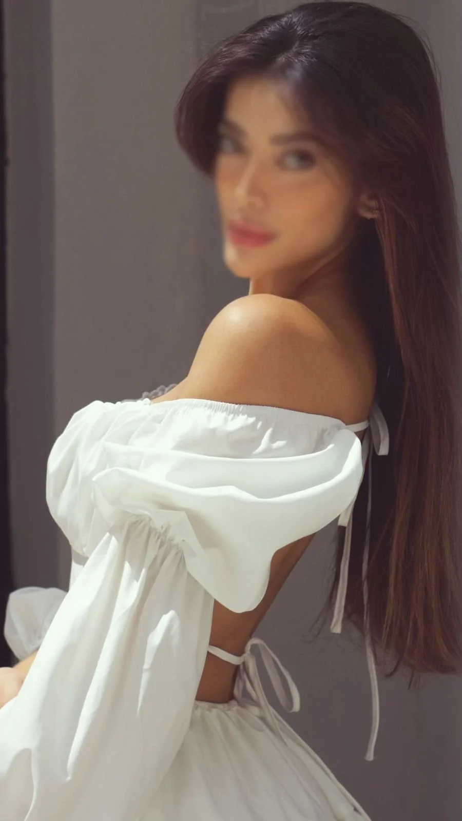 Alice Elite Brazilian 3.jpg