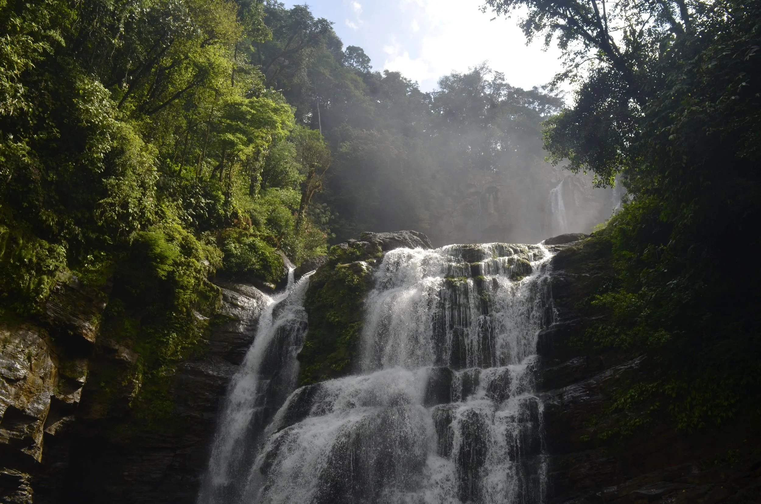 nauyaca waterfall water