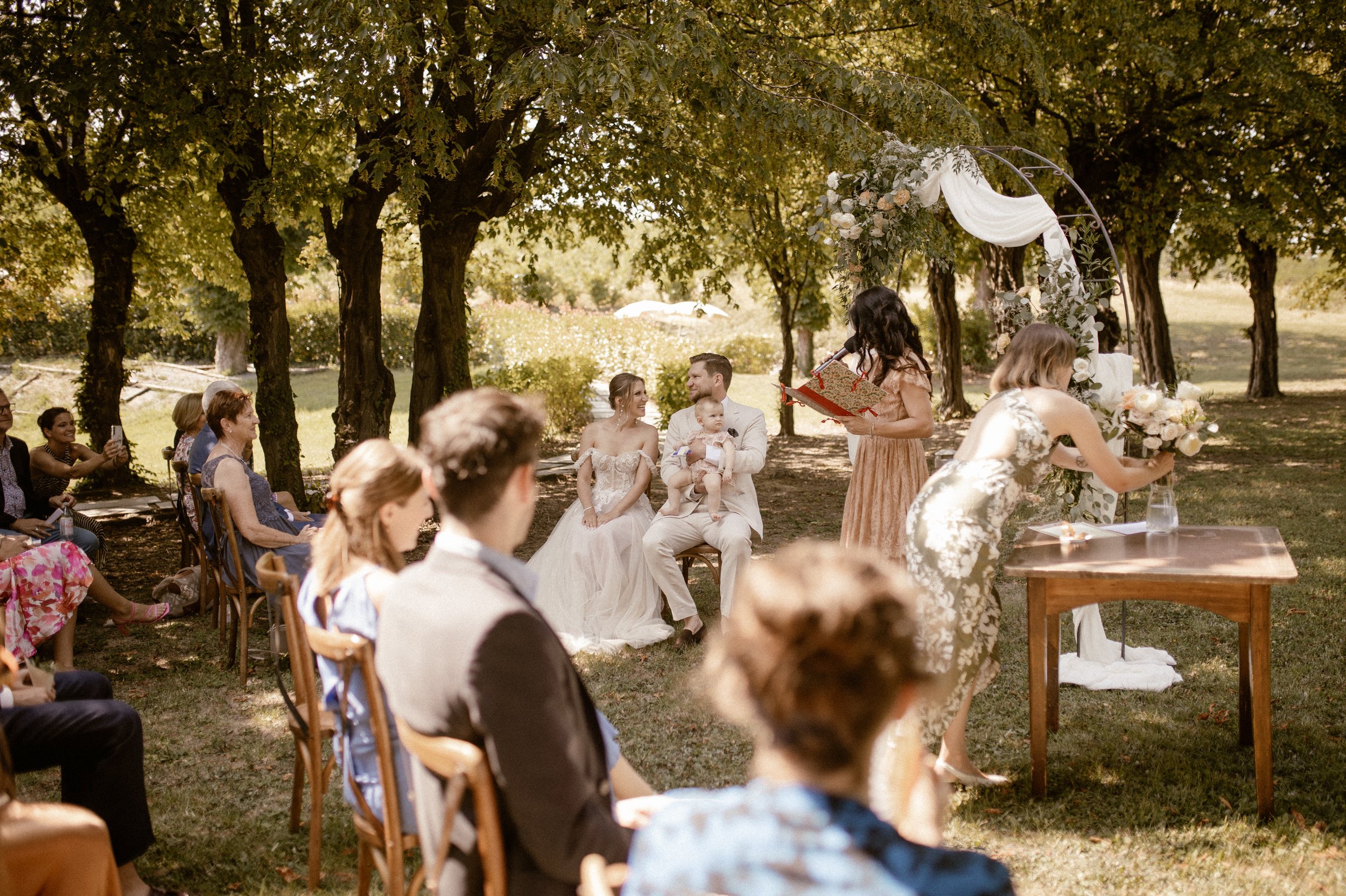 Free Wedding Ceremony, Freie Trauung in Italien. Very emotional but relaxed. Wonderful nature Location in Italy.