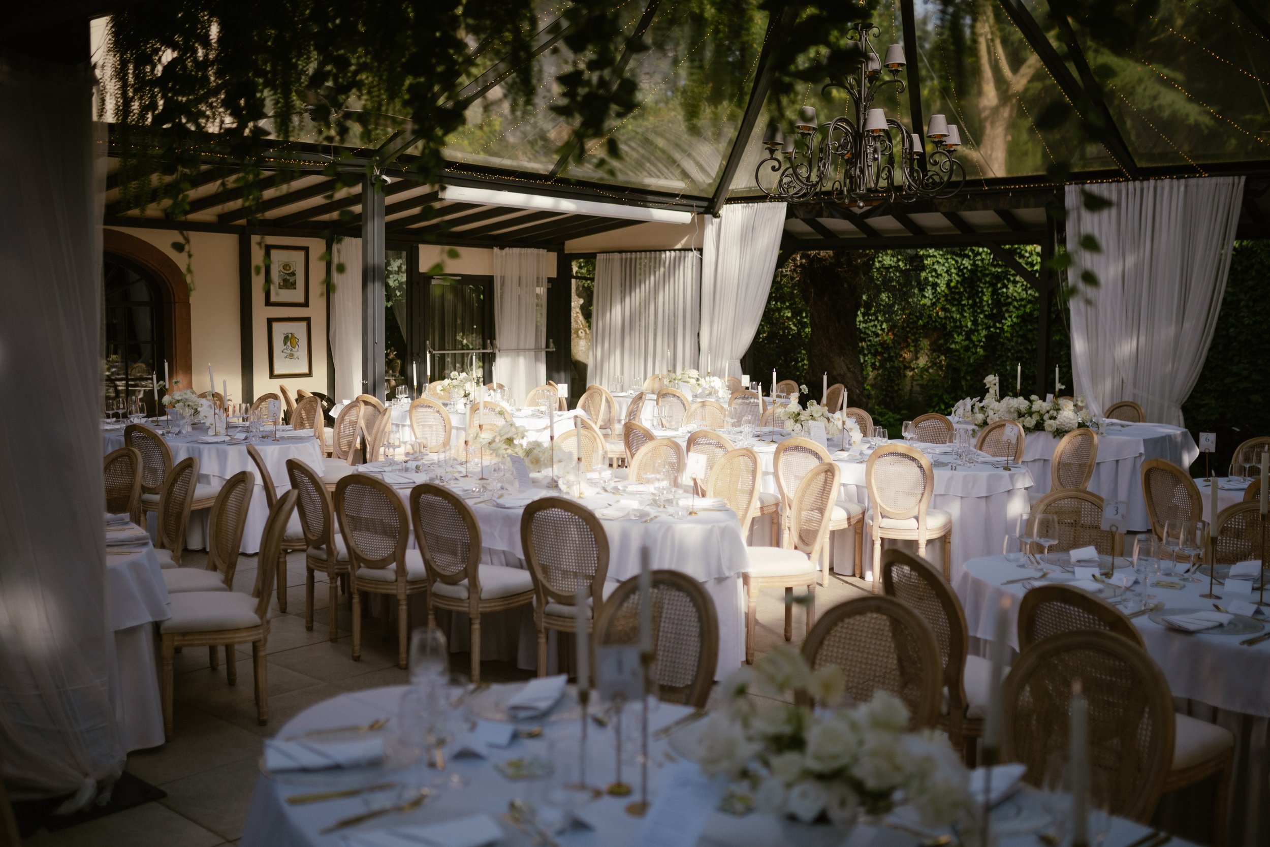 A joyful summer afternoon at the exclusive Morrhof Piazza Toscana