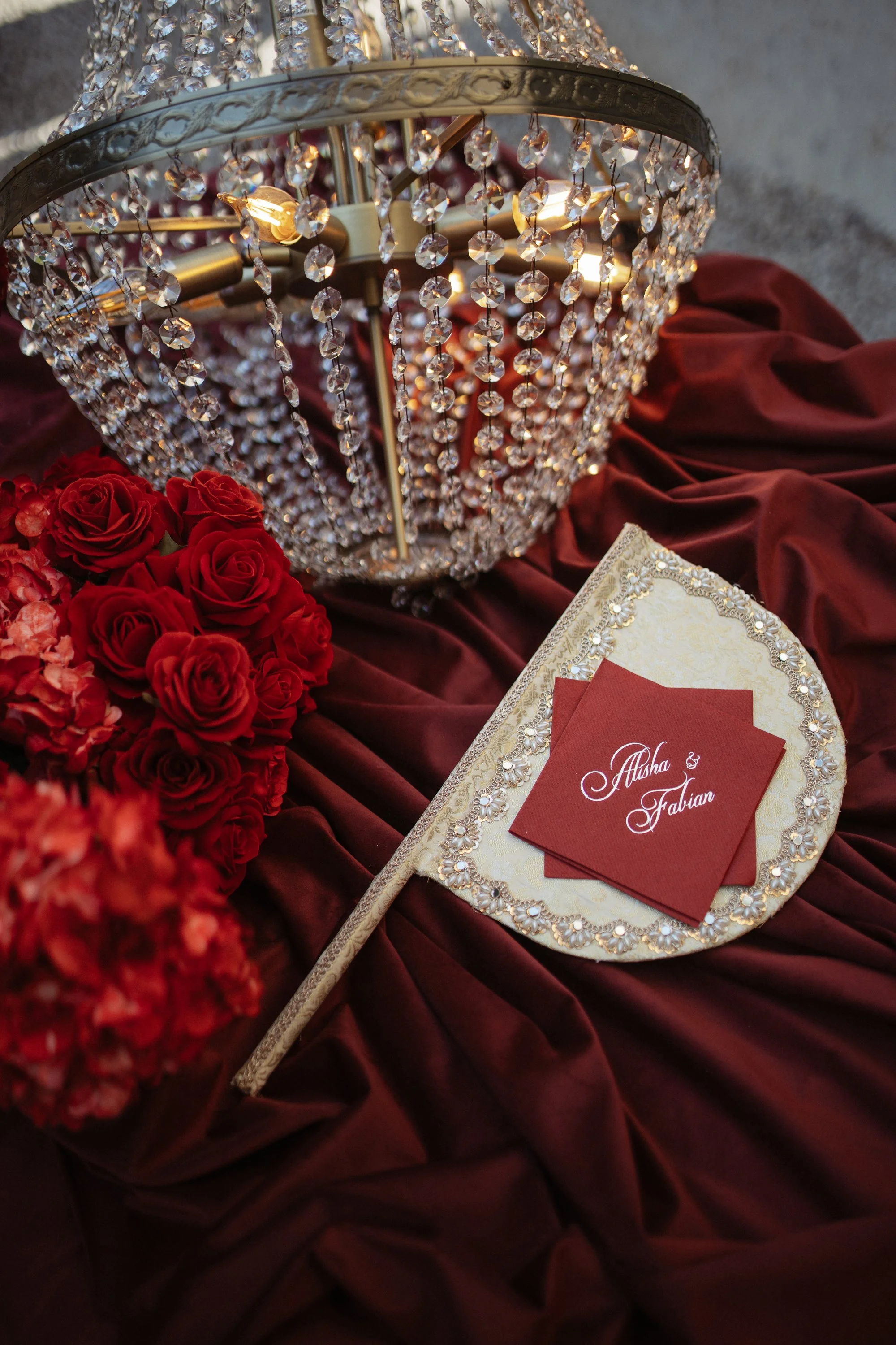 Pakistani wedding celebration in Verona at Villa Rizzardi, featuring traditional clothing, rich red and gold details, music and an elegant cultural setting.
