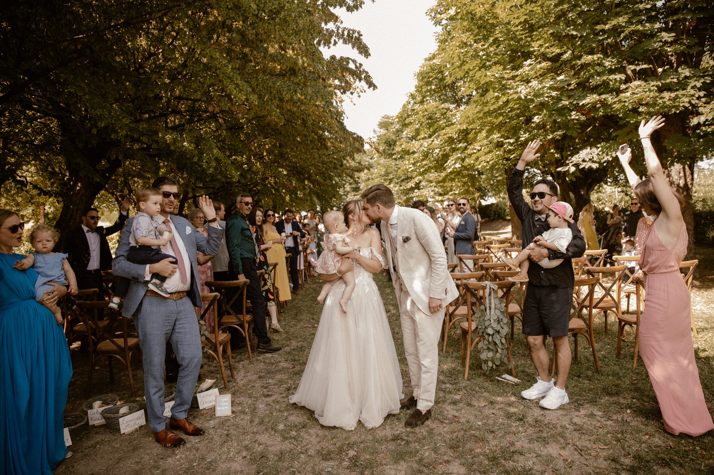 Free Wedding Ceremony, Freie Trauung in Italien. Very emotional but relaxed. Wonderful nature Location in Italy.