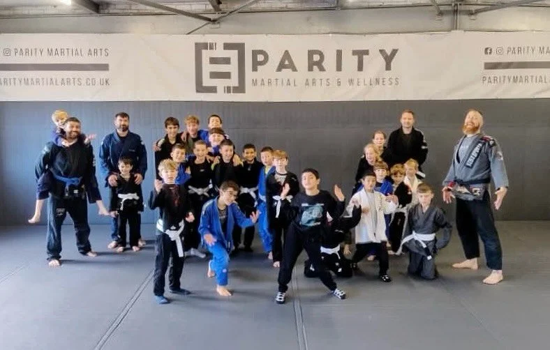 🥋 Another fun Saturday kids BJJ session in the books. Great energy, lots of learning, and plenty of smiles all around. 

🟰

#KidsBJJ #SouthamptonBJJ #BJJForKids #MartialArtsCommunity #TrainHardSouthampton #ConfidenceBuilding #GrapplingLife #MiniMar