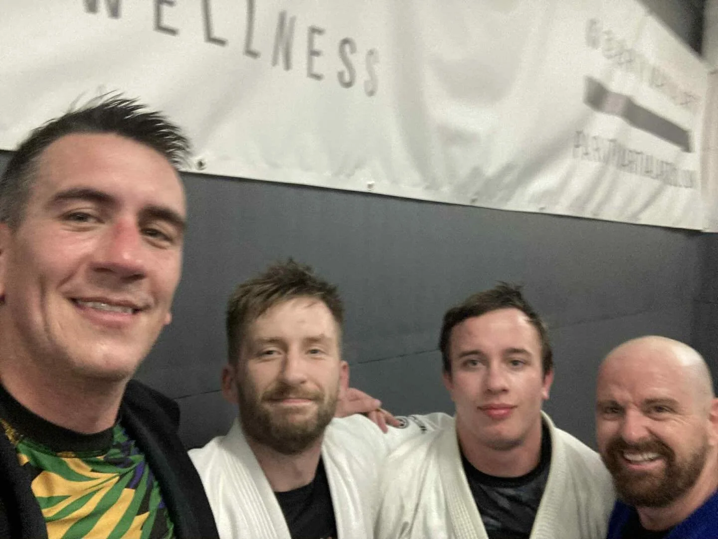 💥 Some great classes on Tuesday night.

Tough but fun training in kickboxing.
🟰
Rules, tactics, and competition rounds in the BJJ comp class.
🟰
A foot sweep combo, half guard passing, and submissions in the gi class, followed by some solid positio