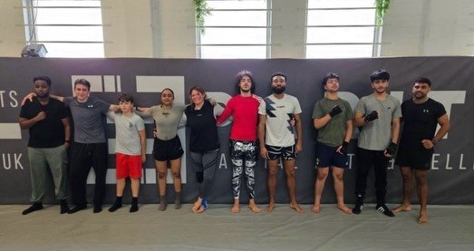 Awesome effort from everyone in our Saturday 11am boxing and Sunday 12pm kickboxing classes. Progress comes to those who show up and push themselves.

🟰

#Boxing #Kickboxing #SouthamptonMartialArts #TrainHardSouthampton #StrikingArts #CombatSports #