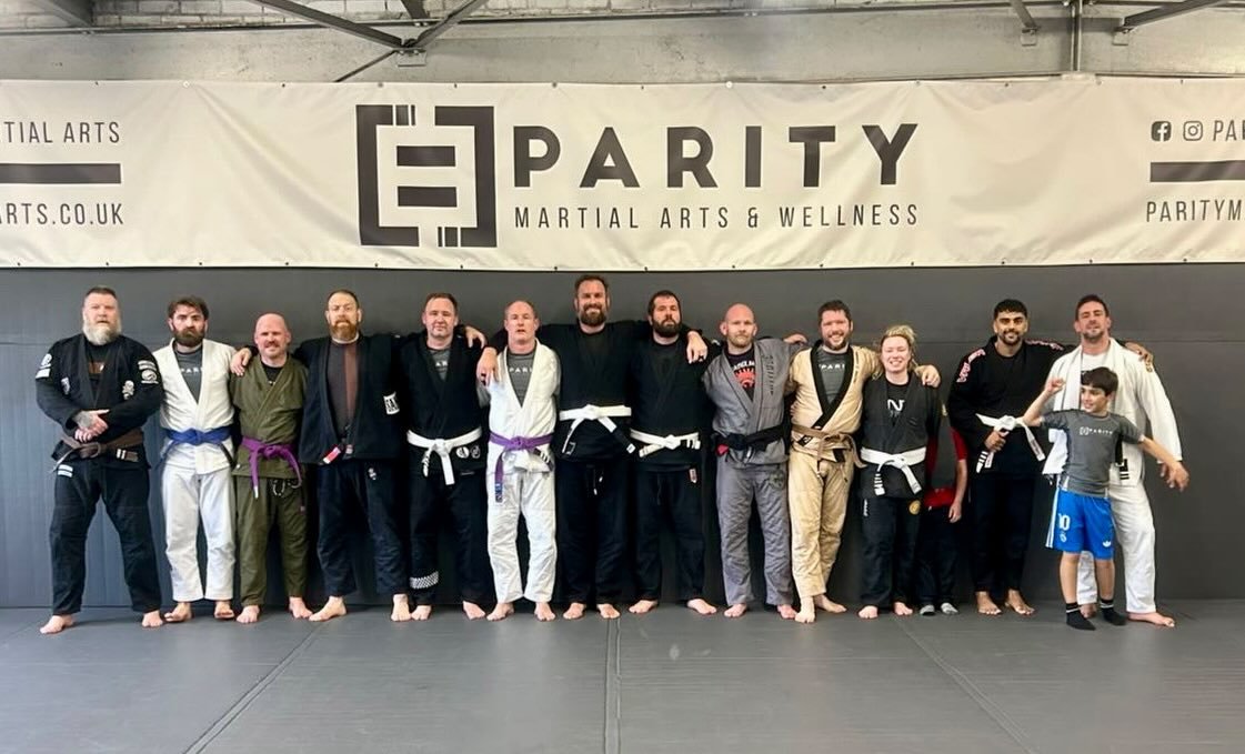 Saturday&rsquo;s BJJ workshop focused on some unorthodox toe holds, leg locks, and kneebahhhs!

🟰

#BJJ #SouthamptonBJJ #TrainHardSouthampton #MartialArtsCommunity #LegLocks #ToeHold #Kneebahh #GrapplingLife #ParityMartialArts #MauricioGomesLegacy