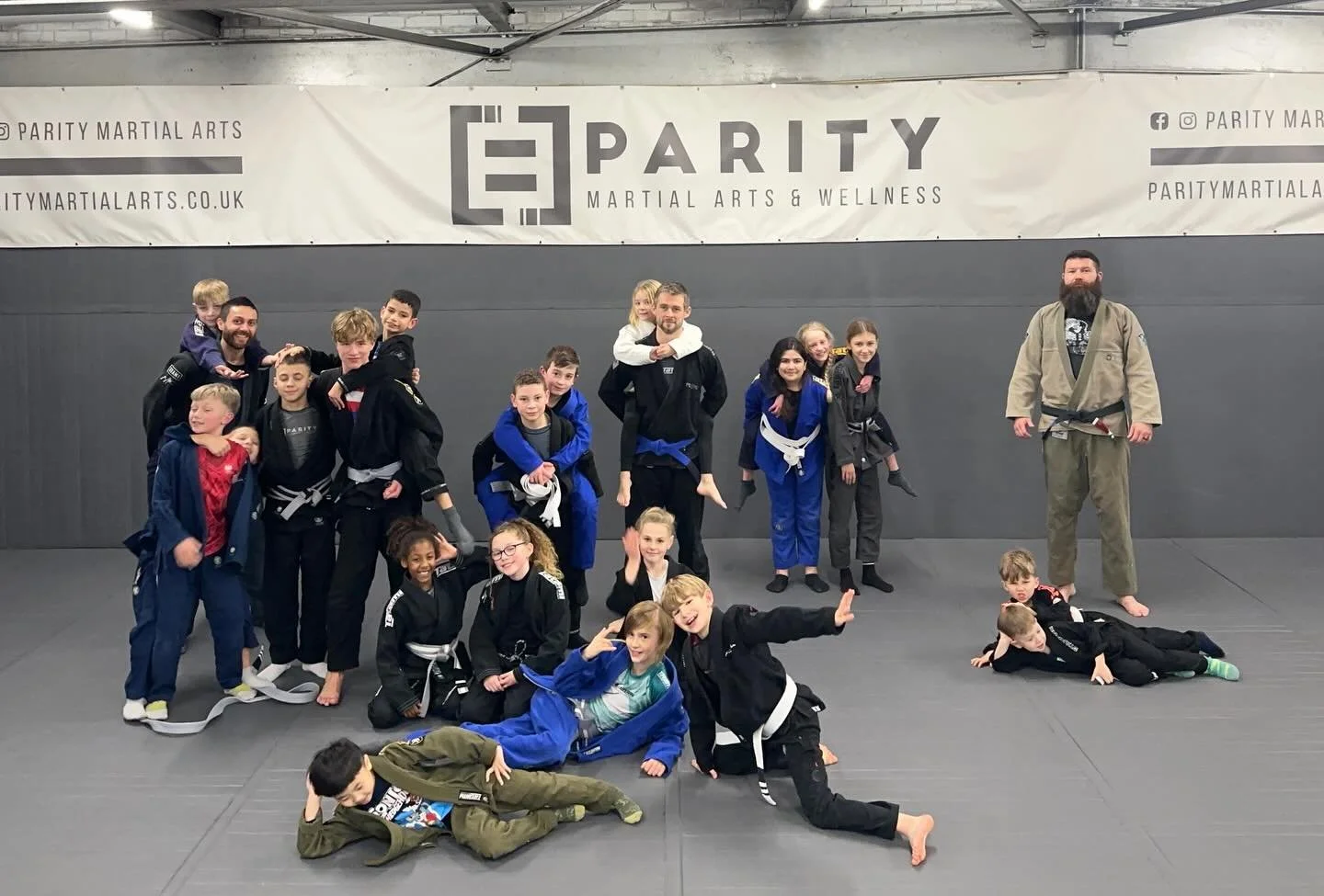 🥋 Thursday&rsquo;s parent and toddlers jiu jitsu was all about learning through play, getting comfortable with movement, balance, and simple frames.

The kids BJJ class followed with plenty of positional sparring and games &hellip;and noise.

🟰

#B