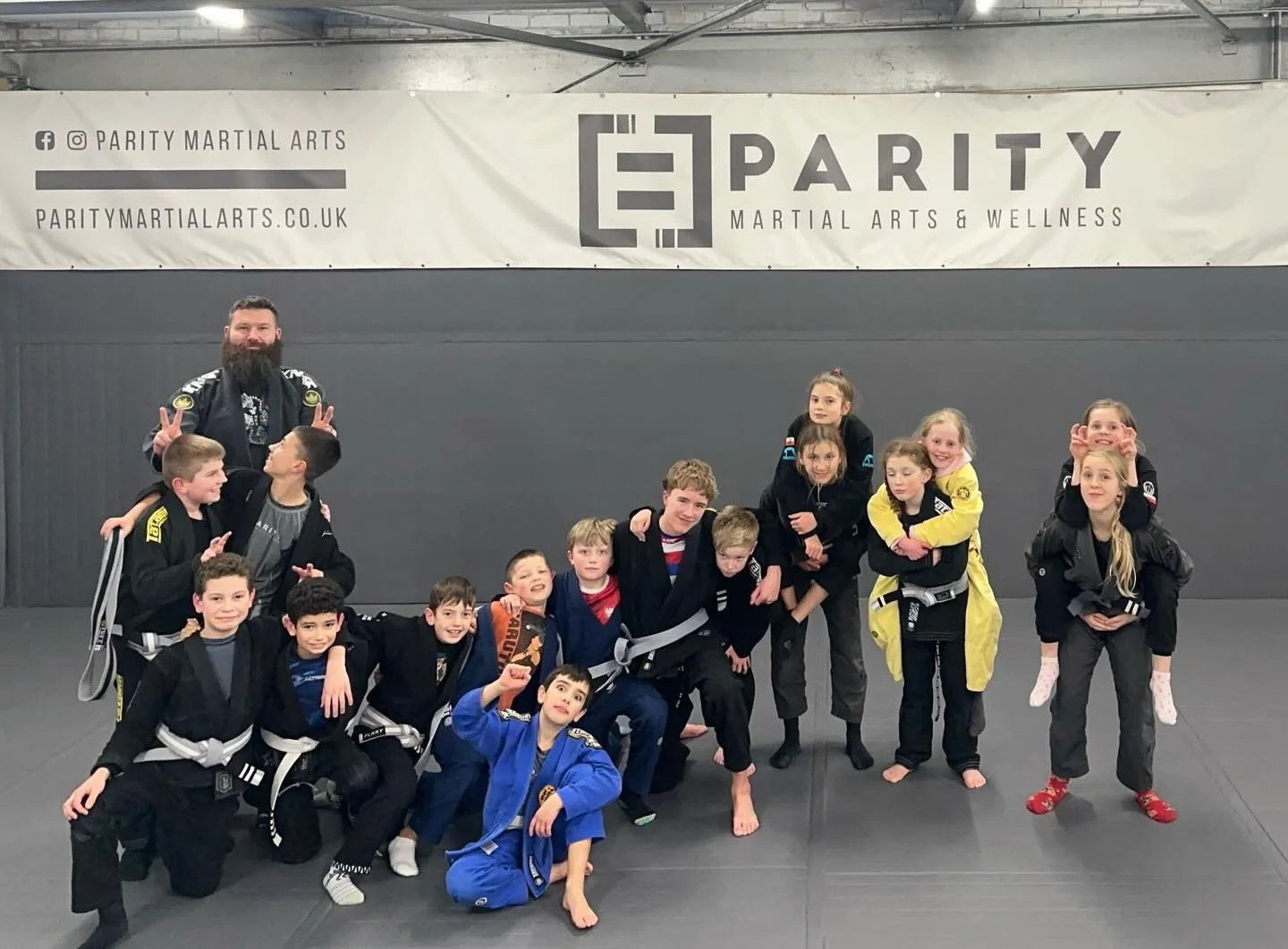 Awesome effort in the kids comp class. A few drills, followed by lots of tough rounds.

#KidsBJJ #SouthamptonBJJ #ParityMartialArts #SouthamptonMartialArts #YouthMartialArts