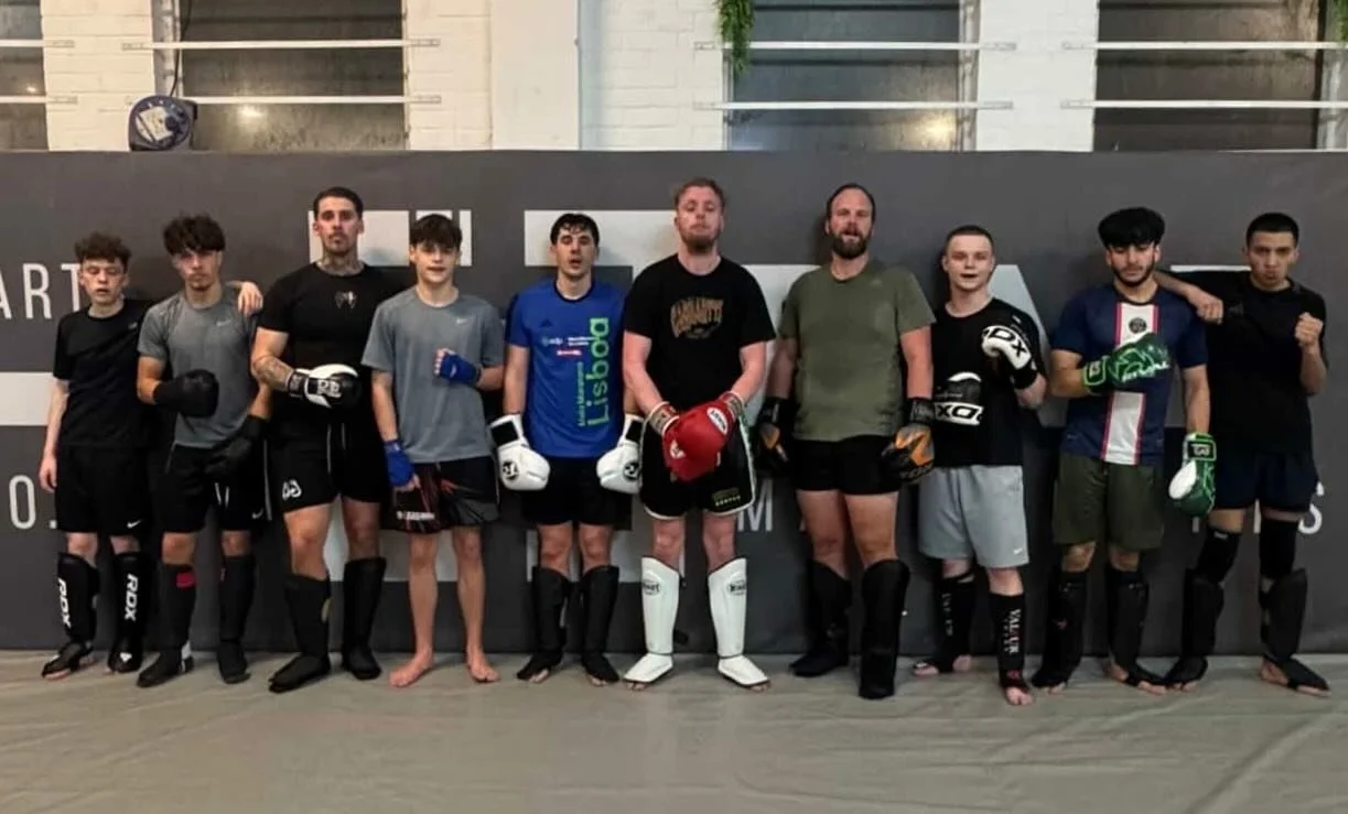 Great energy in tonight&rsquo;s Muay Thai class. We started with some live drills, then moved on to using punches to disguise movement and set up combinations. Finished with a couple of fancy drills and some solid sparring. 🔥

#SouthamptonMuayThai #
