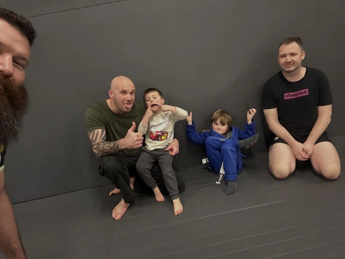 Parents and toddlers Jiu Jitsu. The boys done good!

#KidsBJJ #SouthamptonBJJ #ParityMartialArts #SouthamptonMartialArts #FamilyMartialArts