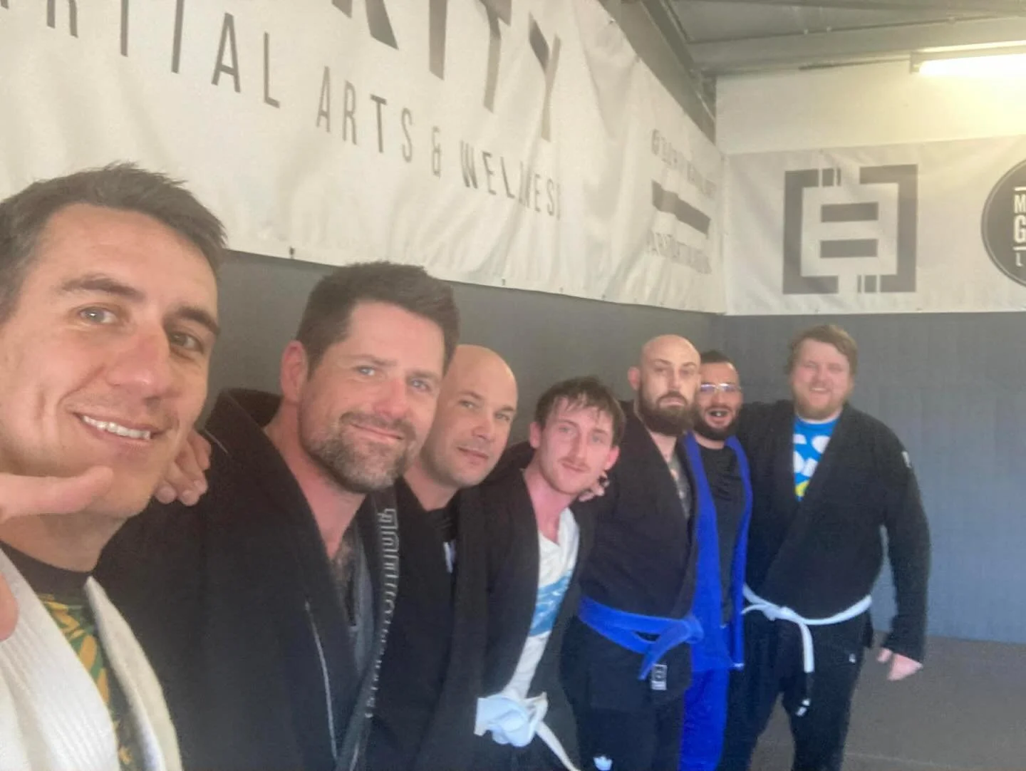 Spent some time in the lunchtime class working through different grips for half guard passing, then some rounds to finish.

#SouthamptonBJJ #ParityMartialArts #MauricioGomesLegacy #SouthamptonMartialArts #BJJTraining