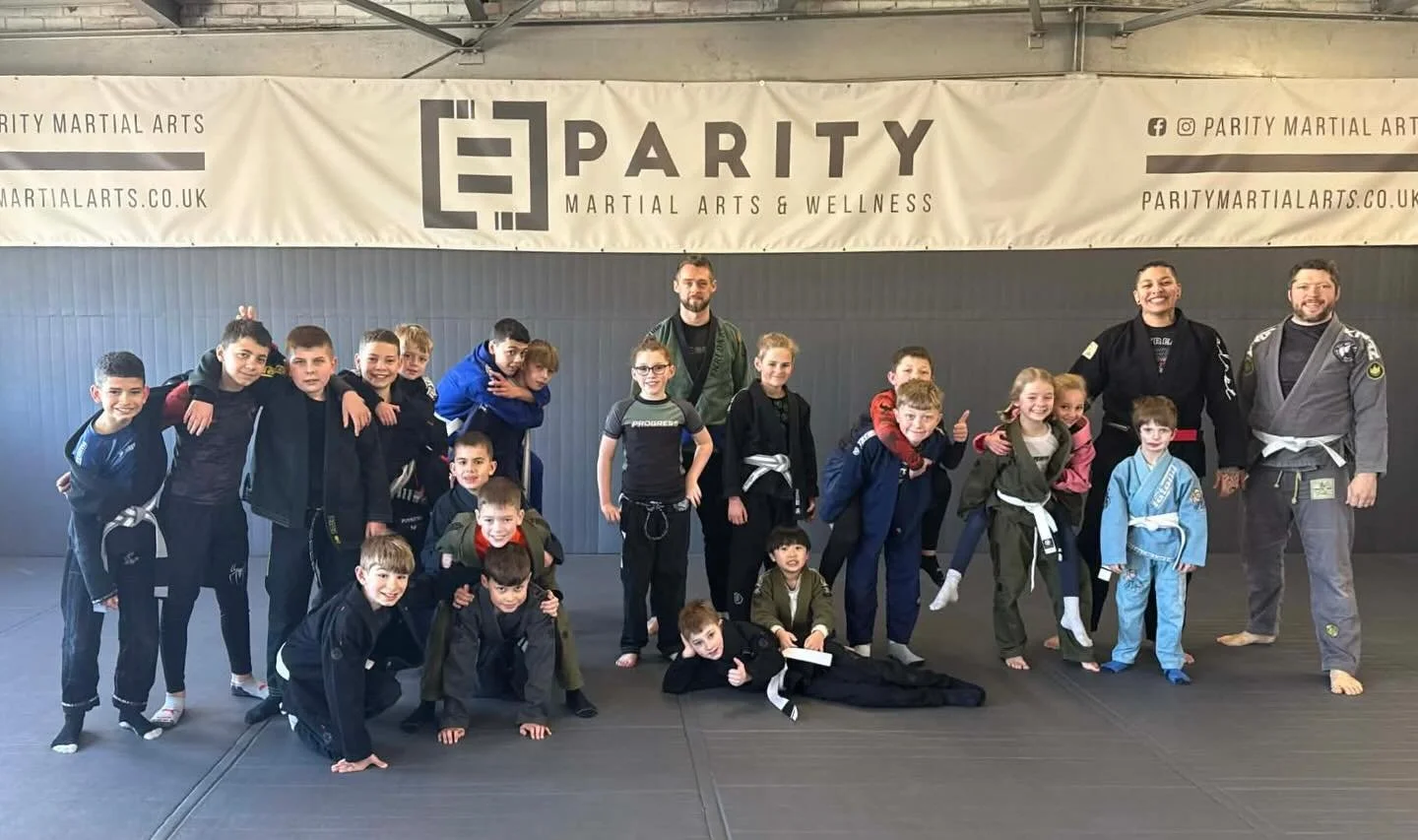 Saturday&rsquo;s kids BJJ worked on passing half guard before getting a bit flashy with some rolling back takes.

#KidsBJJ #SouthamptonBJJ #ParityMartialArts #SouthamptonMartialArts #BJJKids