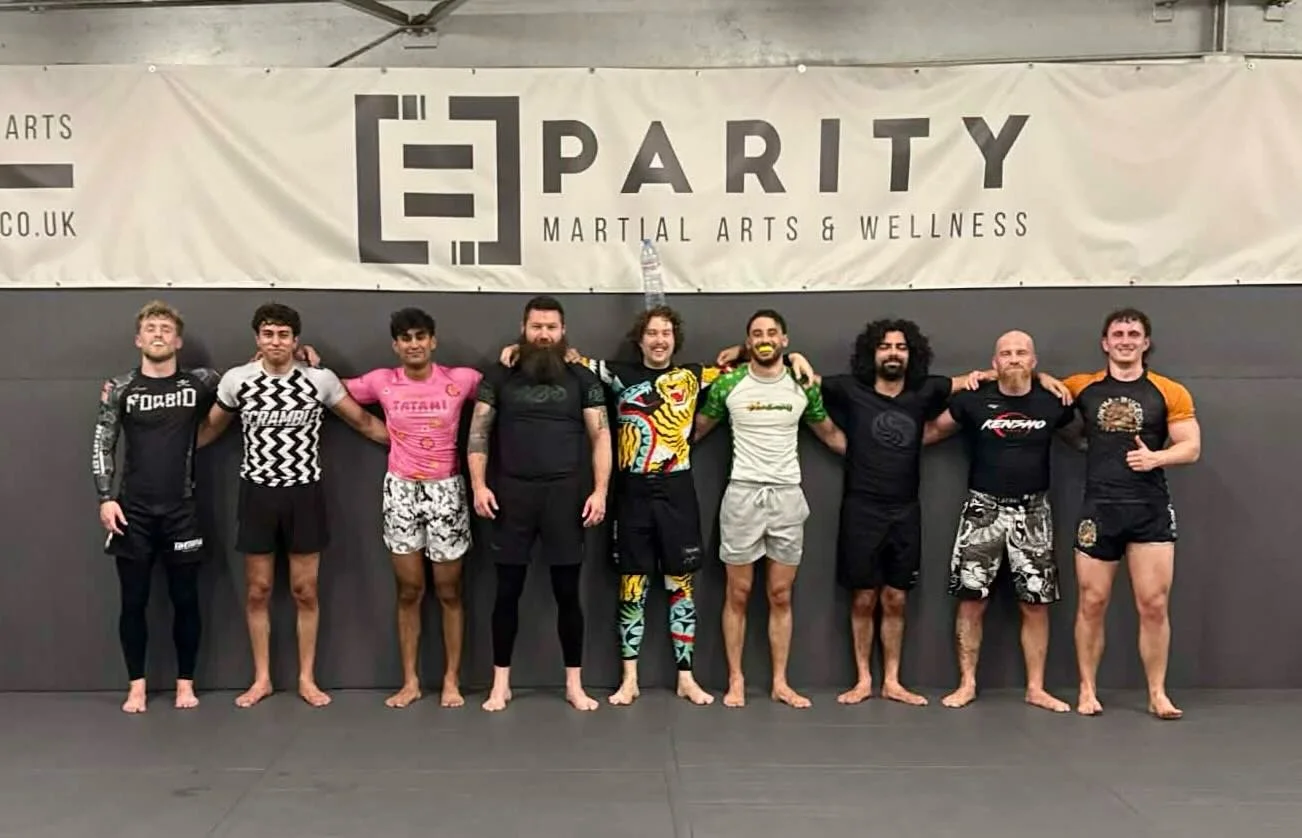 Lots of problem solving tonight. We worked passing options, followed by escape concepts, techniques and details from different side control positions, before plenty of tough rounds.

#SouthamptonBJJ #ParityMartialArts #MauricioGomesLegacy #Southampto