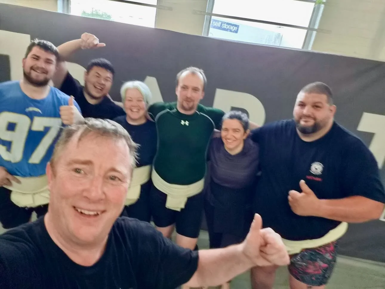 Hard training tonight, finishing with 50 shiko in farewell to @kenhalf89 as he heads up to Scotland and @clan.sumo.club.

Safe travels. See you soon.

#SouthamptonSumo #SumoWrestling #ParityMartialArts #SouthamptonMartialArts #SouthamptonGym