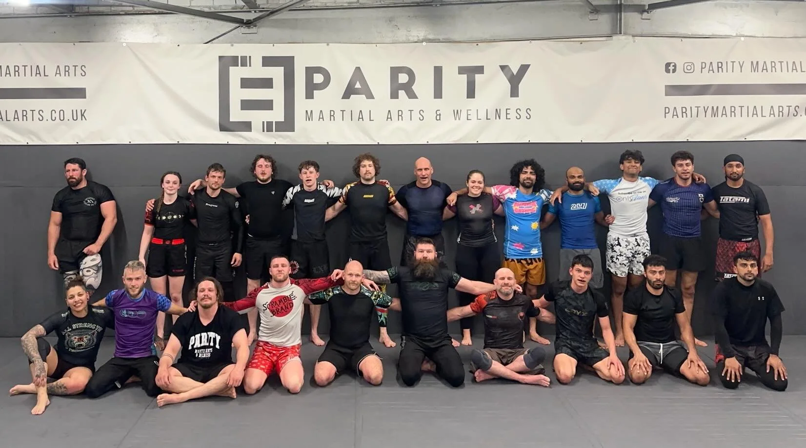 A warm night of no gi.

The women&rsquo;s class worked on back control fundamentals, then moved into back attacks from turtle. The beginners followed along the same lines, building confidence in the positions and getting plenty of reps in.

The mixed