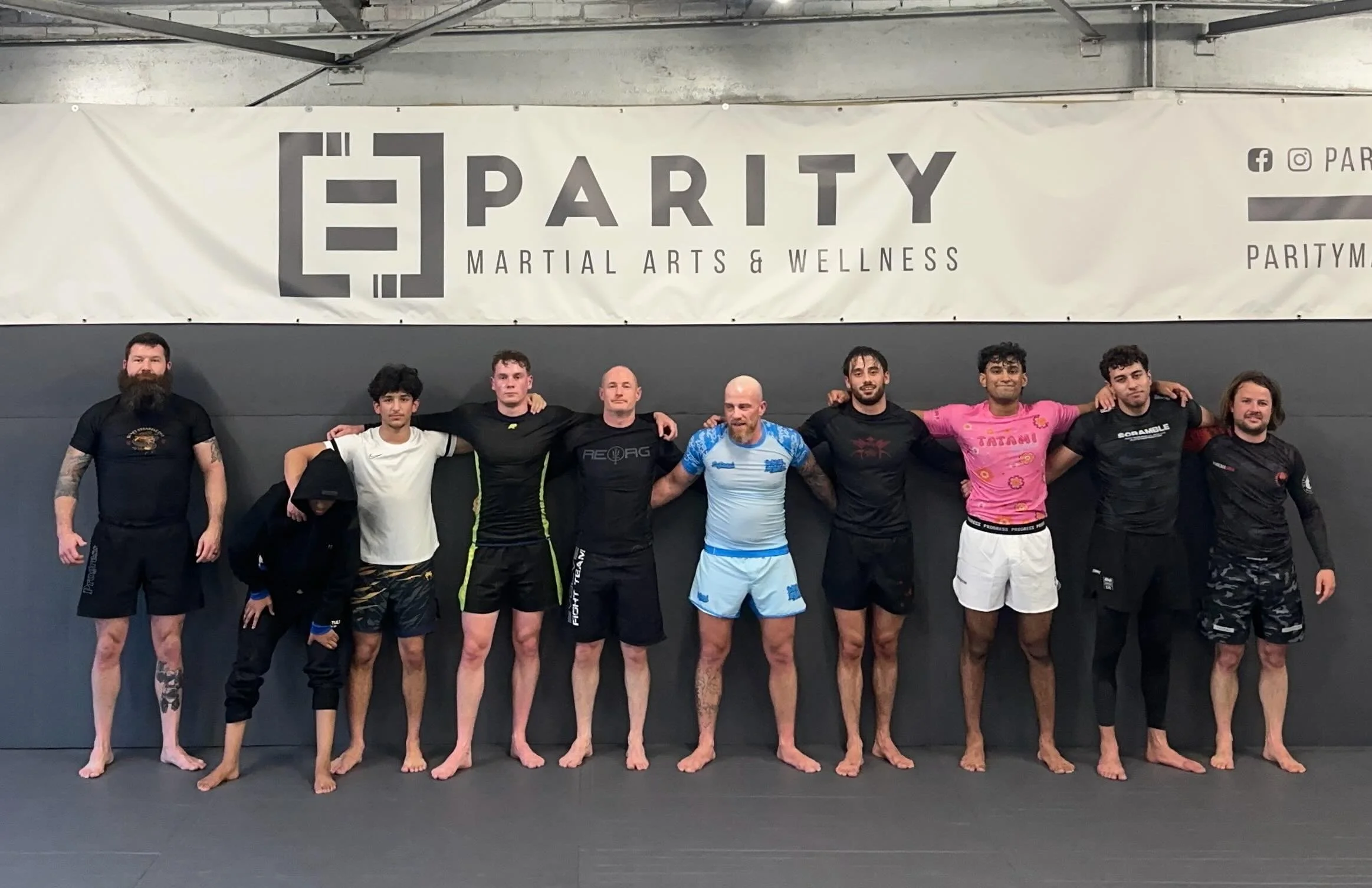 A bit of no gi to finish off the weekend. Working takedown options and a sequence off the Russian tie.

#SouthamptonBJJ #NoGiBJJ #ParityMartialArts #SouthamptonMartialArts #MauricioGomesLegacy