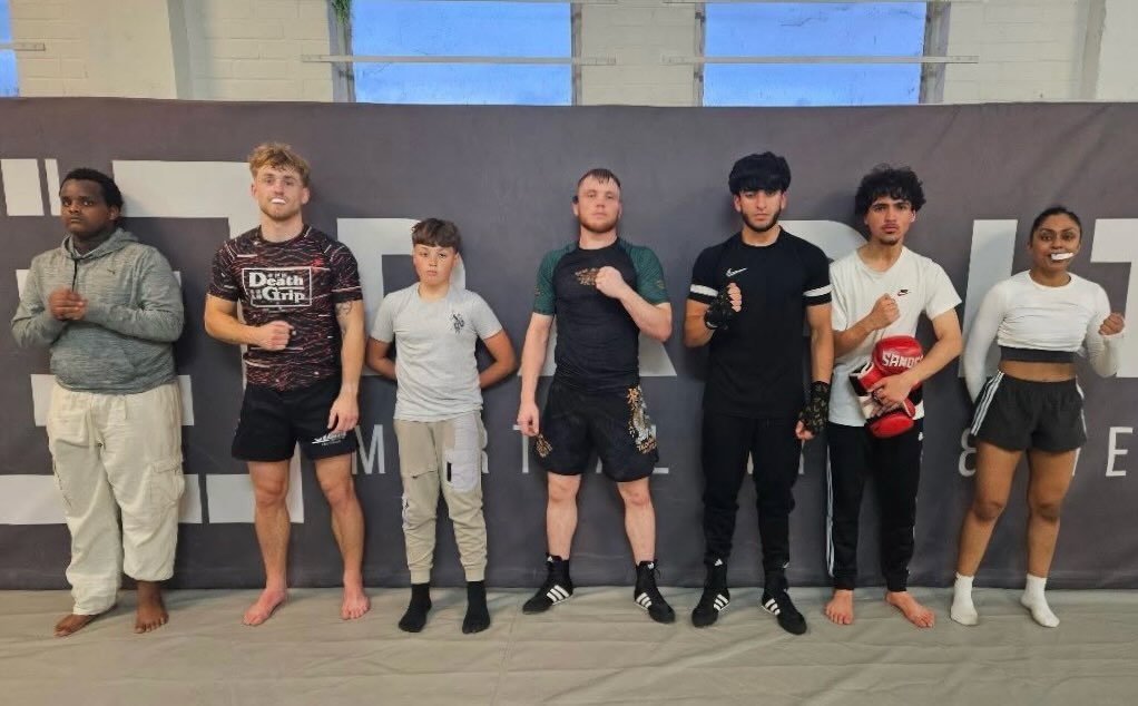 The boxers carried on where the kickboxers left off. More hard work and more awesome progress 👊

#SouthamptonBoxing #ParityMartialArts #SouthamptonMartialArts #SouthamptonGym