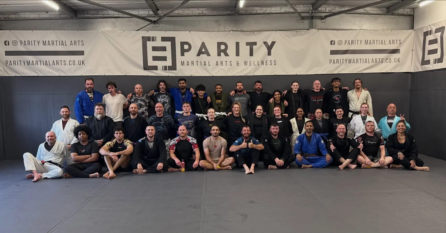 Busy friday night! Lots of positional sparring and shark tanks in women&rsquo;s class, followed by a class of passing open guard. Then an hour of rounds with 40+ people on the mat! 

#bjj #brazilianjiujitsu #paritymartialarts #grappling