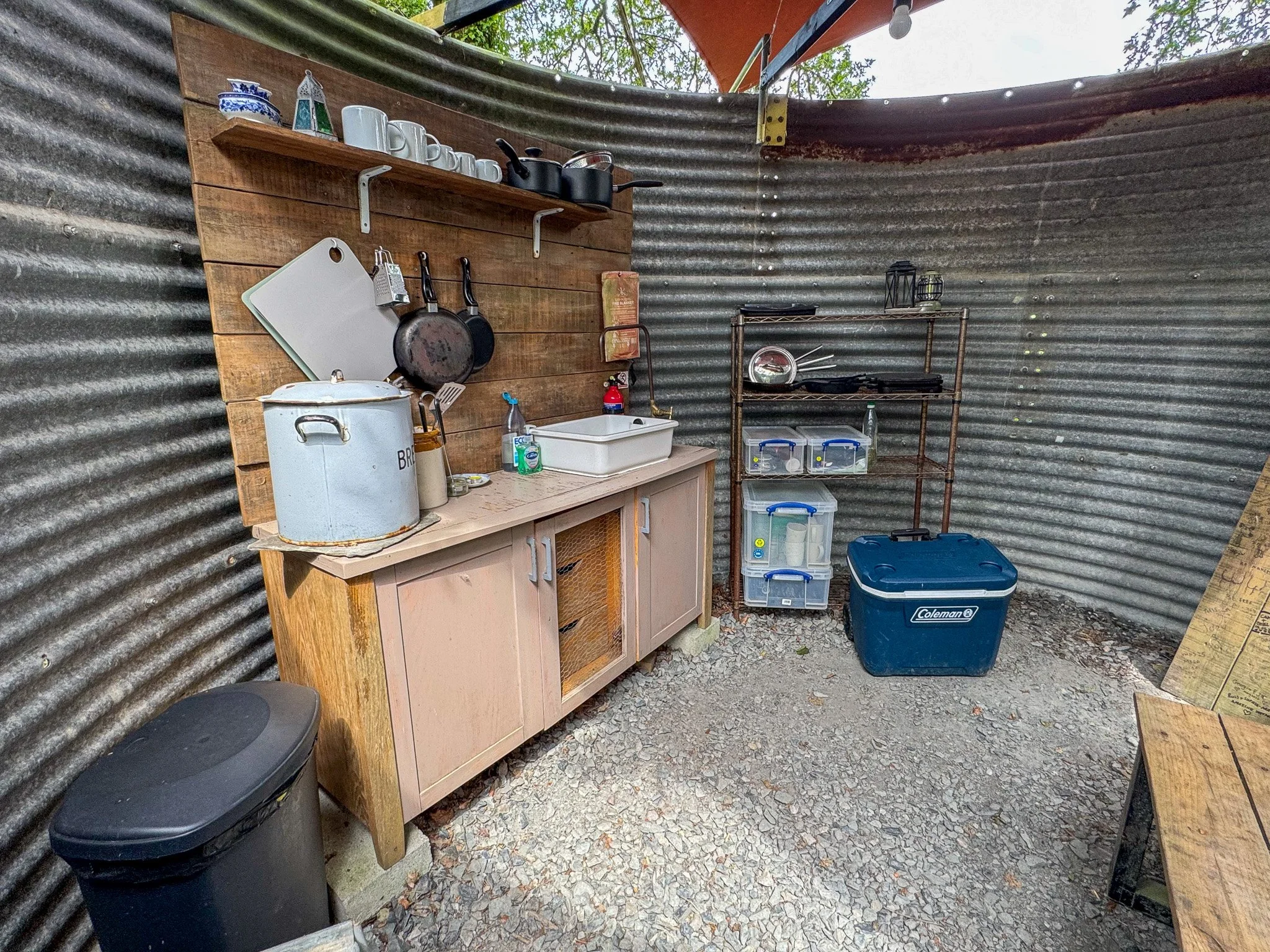 Kitchen Sink Area.jpg