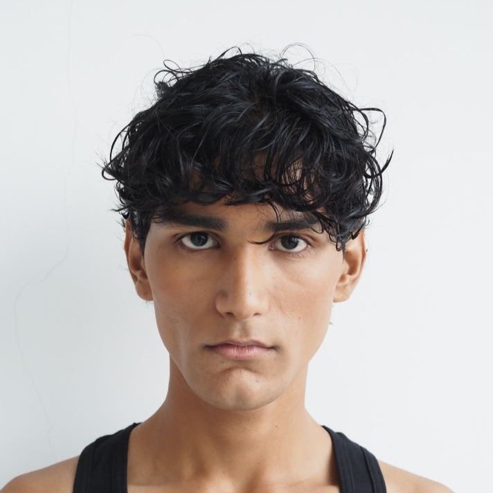 Karan (186cm / 6'1")